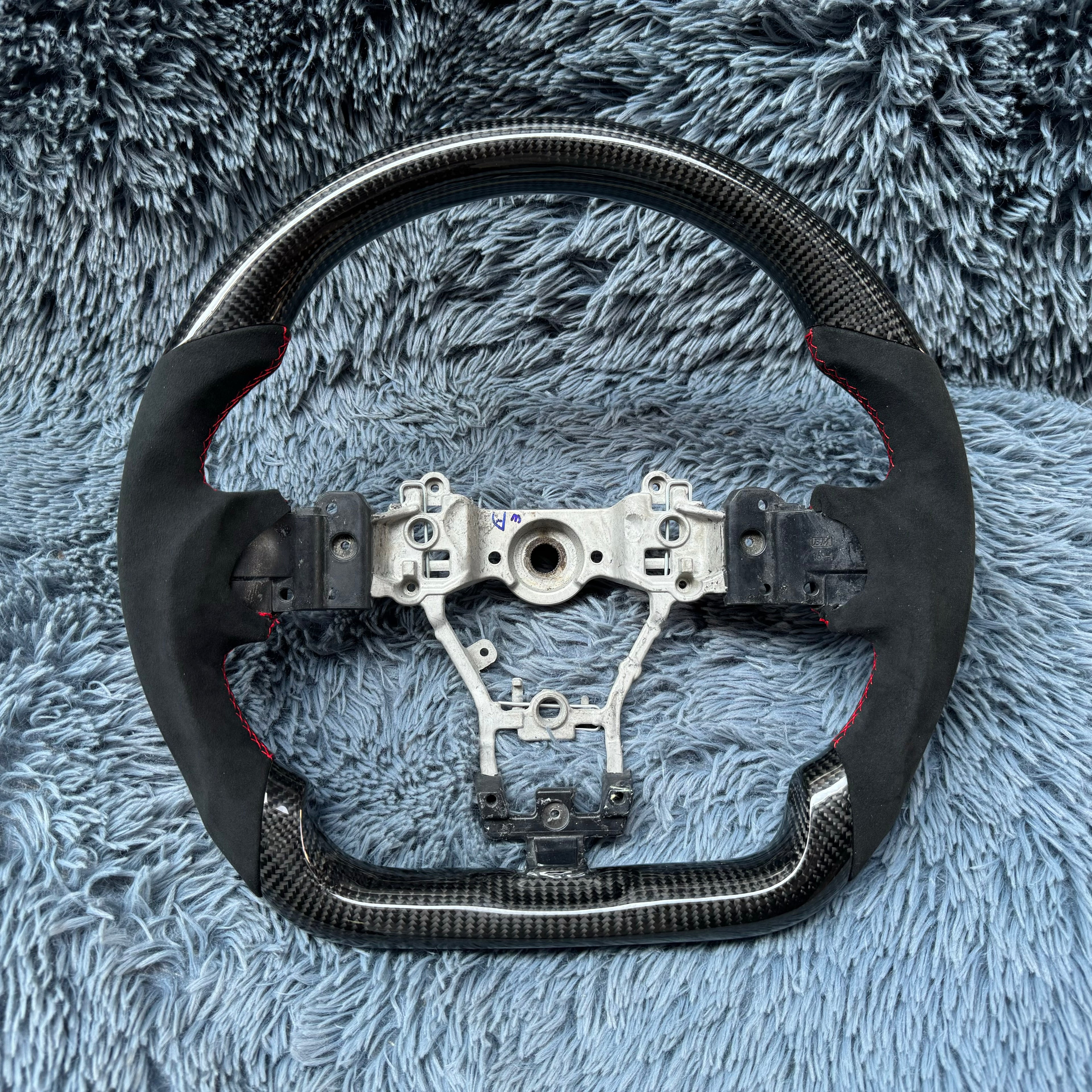 For Subaru 2015-2021 WRX / STI Custom Carbon Fiber Steering wheel