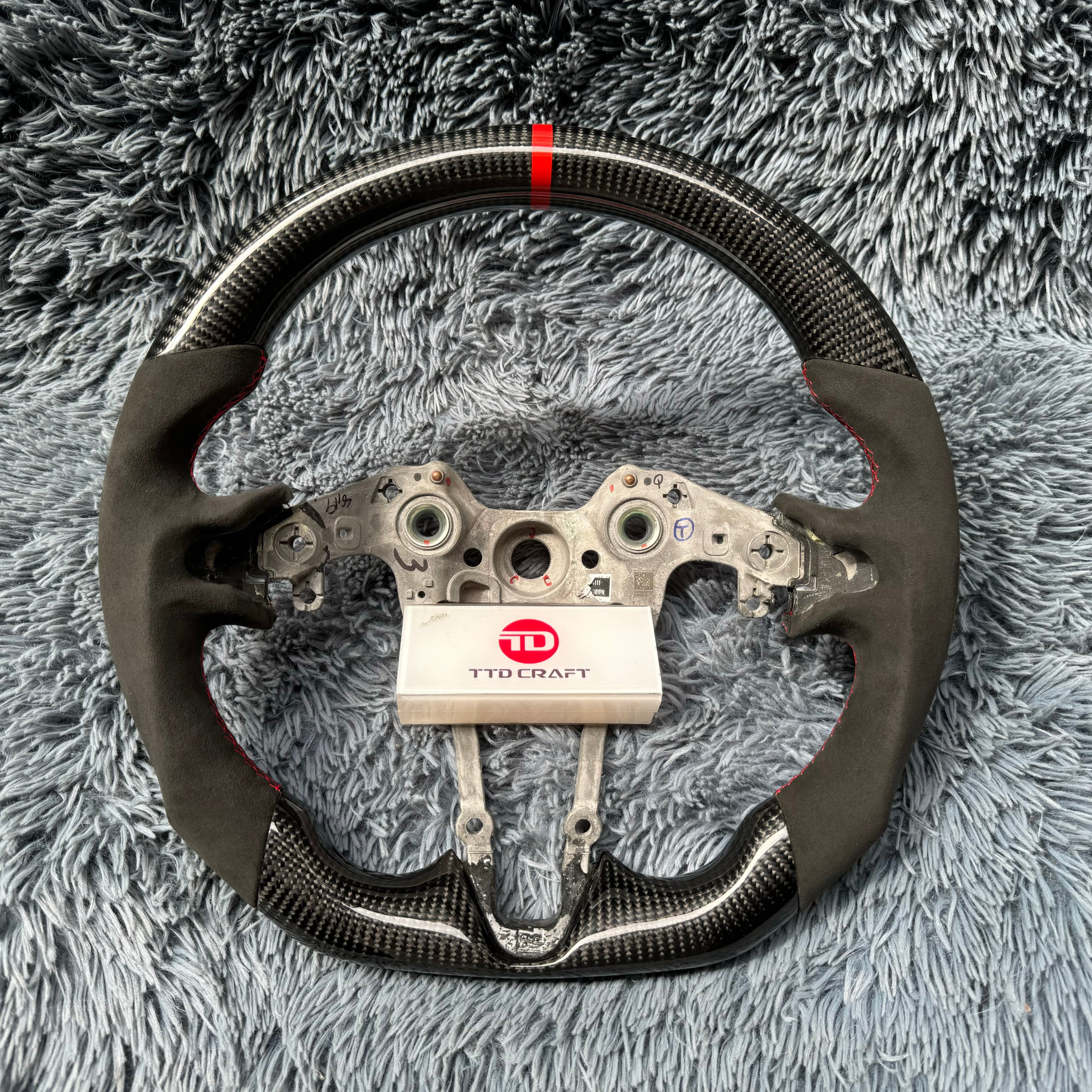 For Elantra N/I20N/I30N 2020-2026 Carbon Fiber Steering Wheel