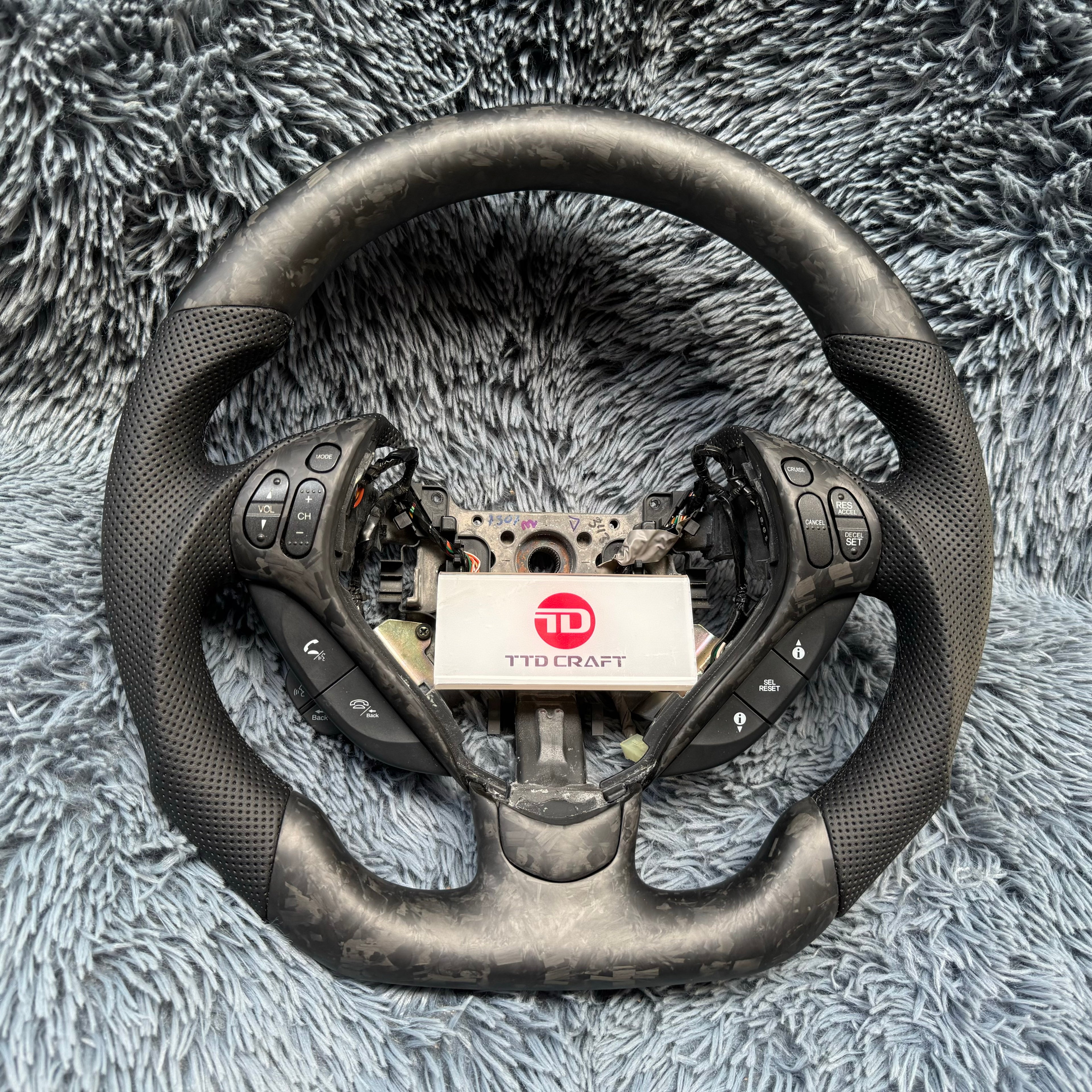 For Acura 2007 2008 TL Forged Carbon Fiber Steering Wheel