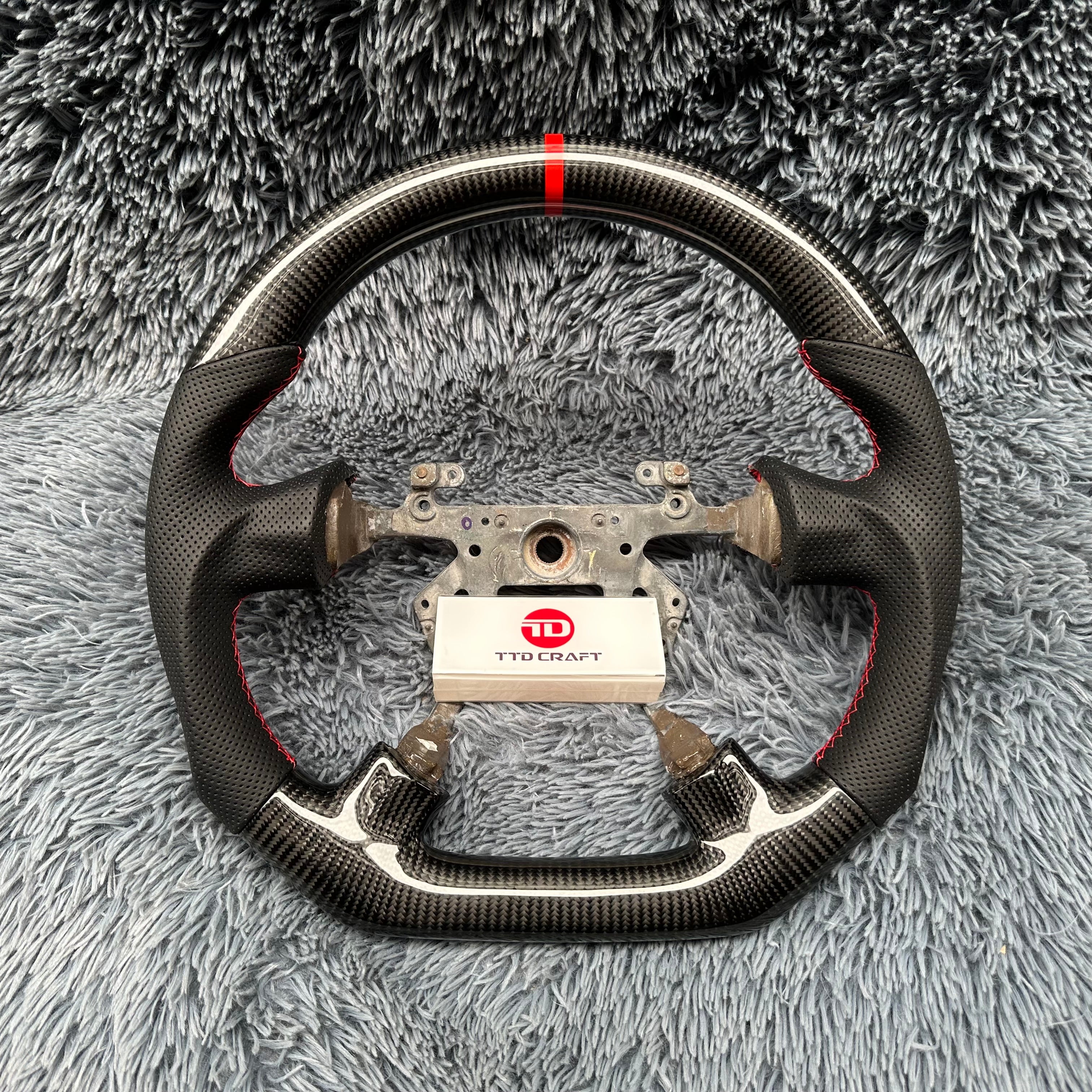 Custom 2th gen 2002-2006 CRV Carbon Fiber Steering Wheel