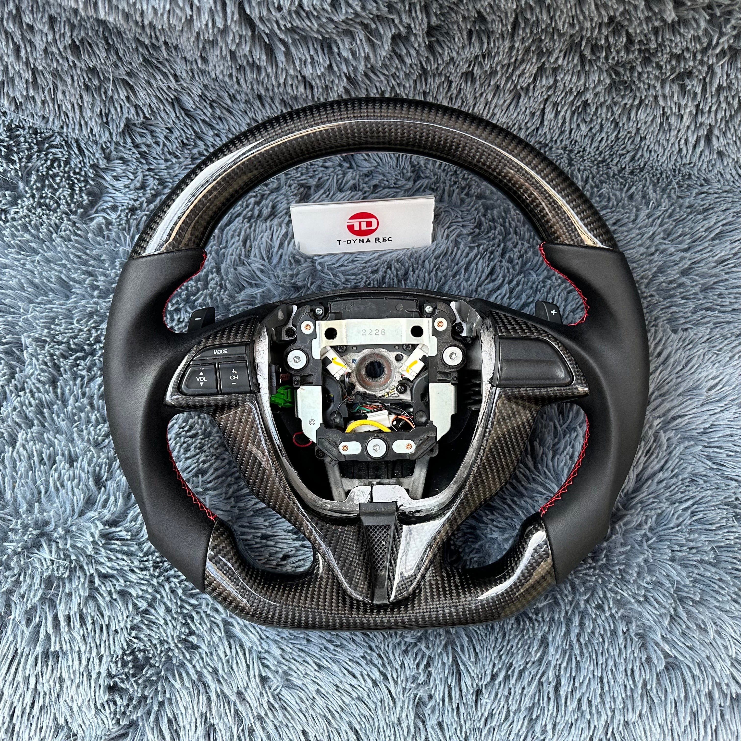 Custom Honda 8th gen Accord Coupe 2008-2012 Carbon Fiber Steering Wheel
