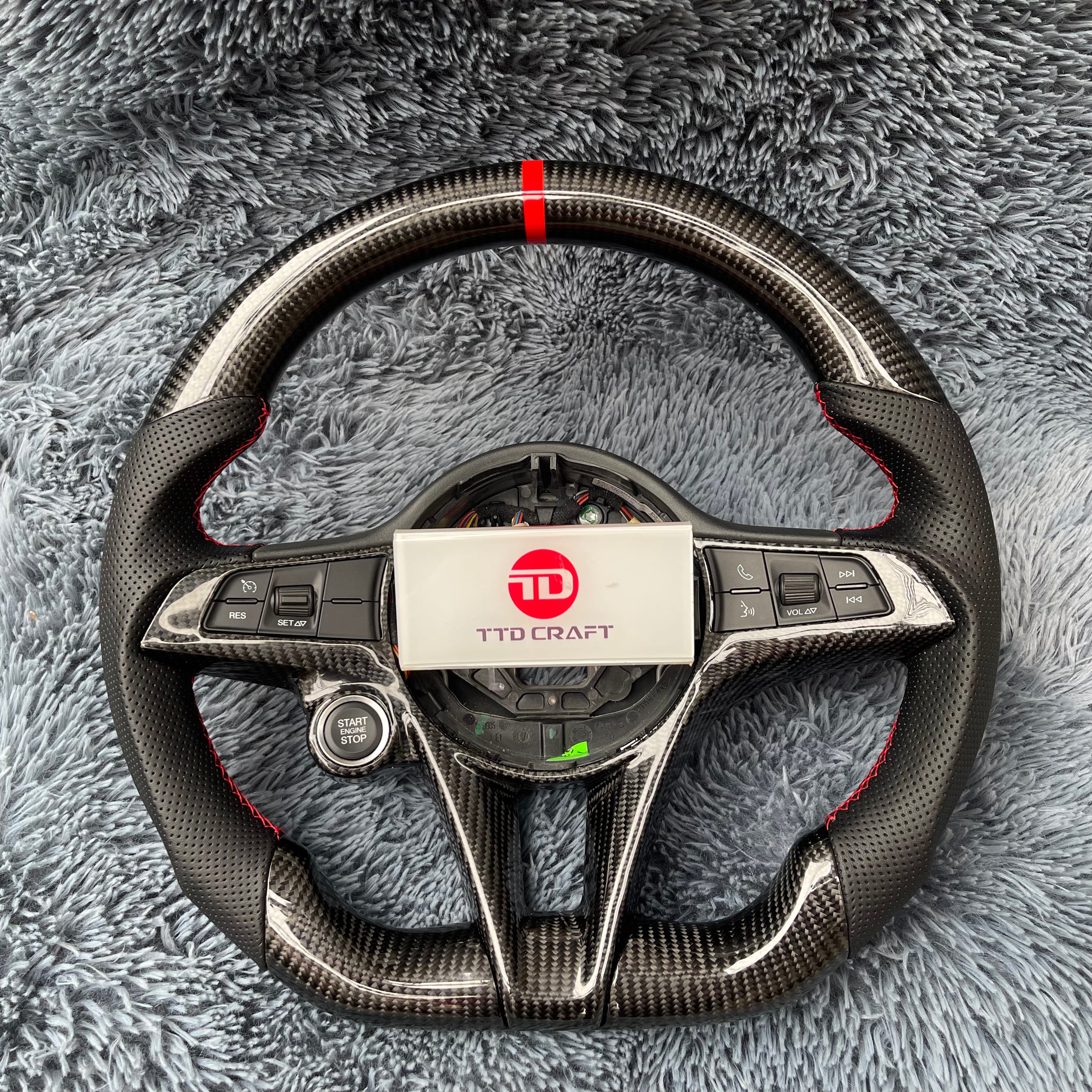 For Alfa Romeo 2017-2021 Giulia Stelvio Carbon Fiber Steering Wheel