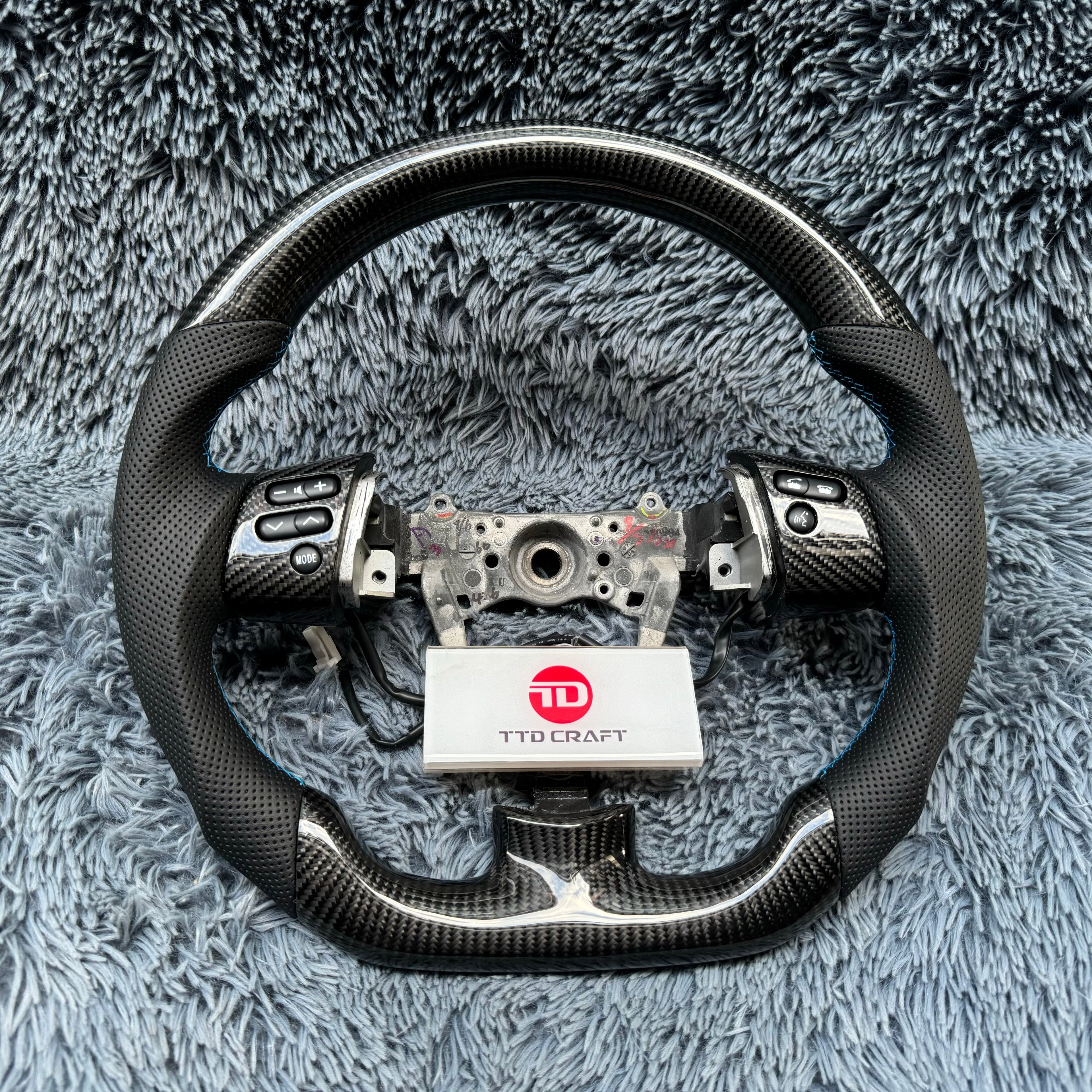 For Toyota 2007-2014 FJ Cruiser Carbon Fiber Steering Wheel