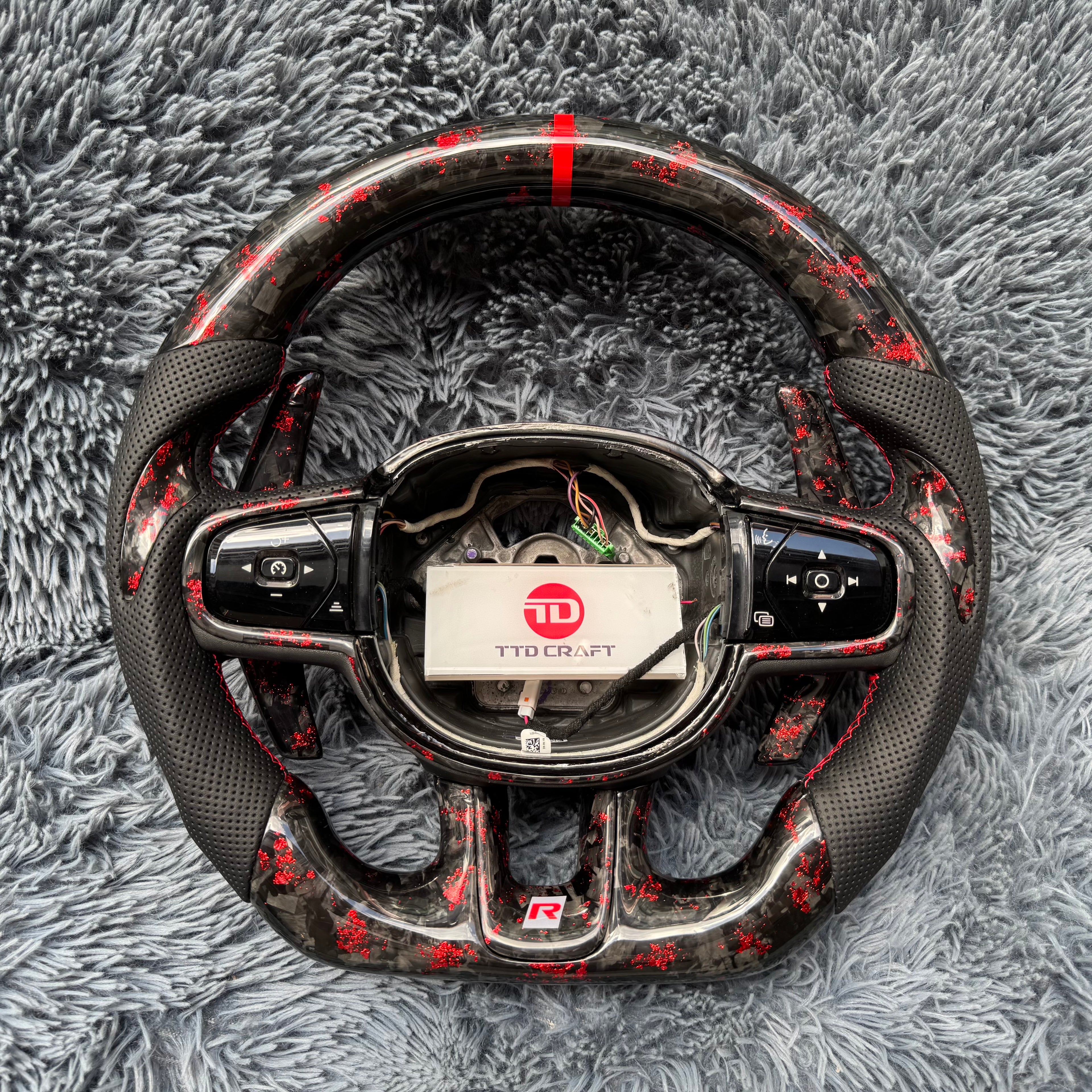 For Volvo 2019-2026 S60 Forged Carbon Fiber Steering Wheel