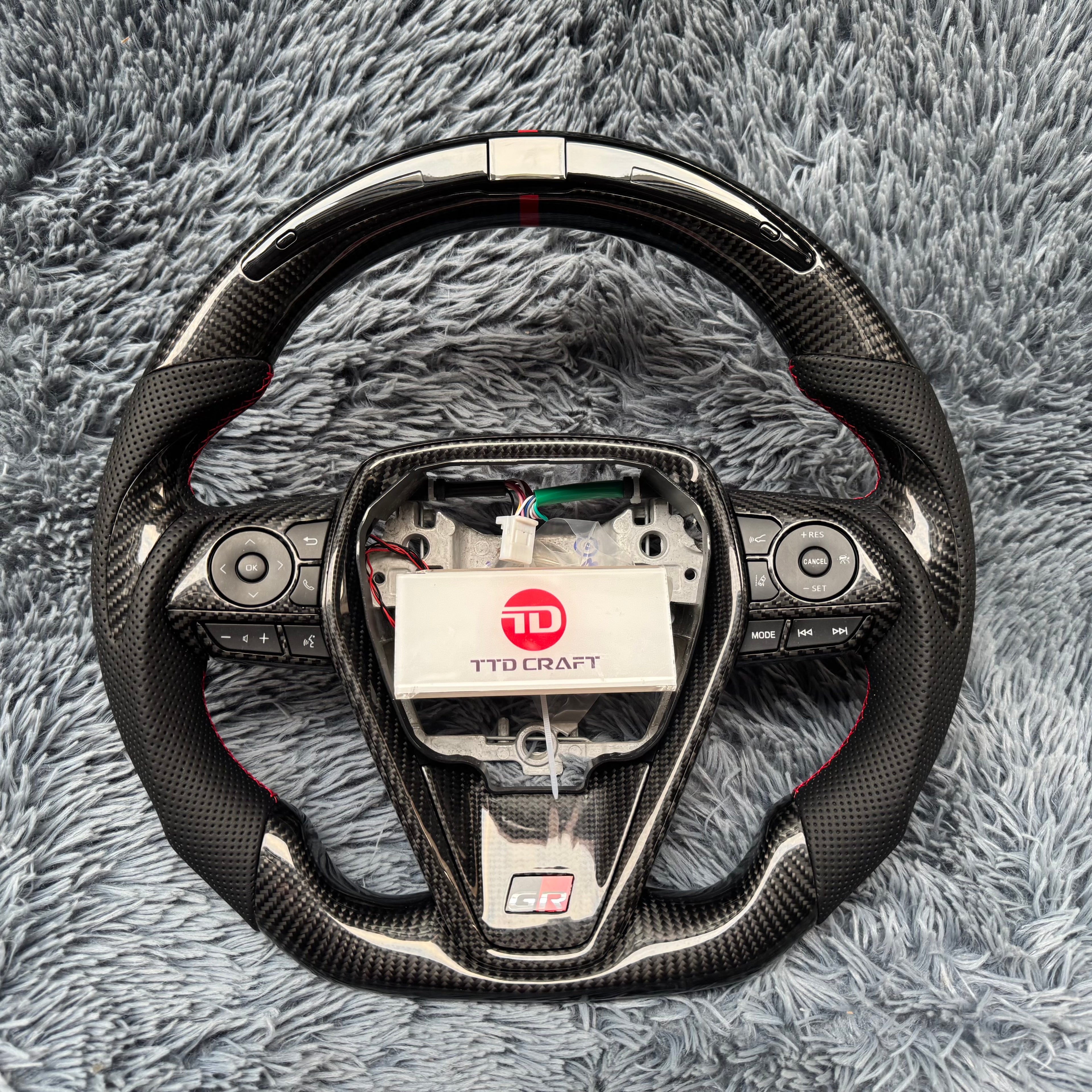 For 8th Gen Toyota Camry 2018-2024  Led Carbon Fiber Steering Wheel