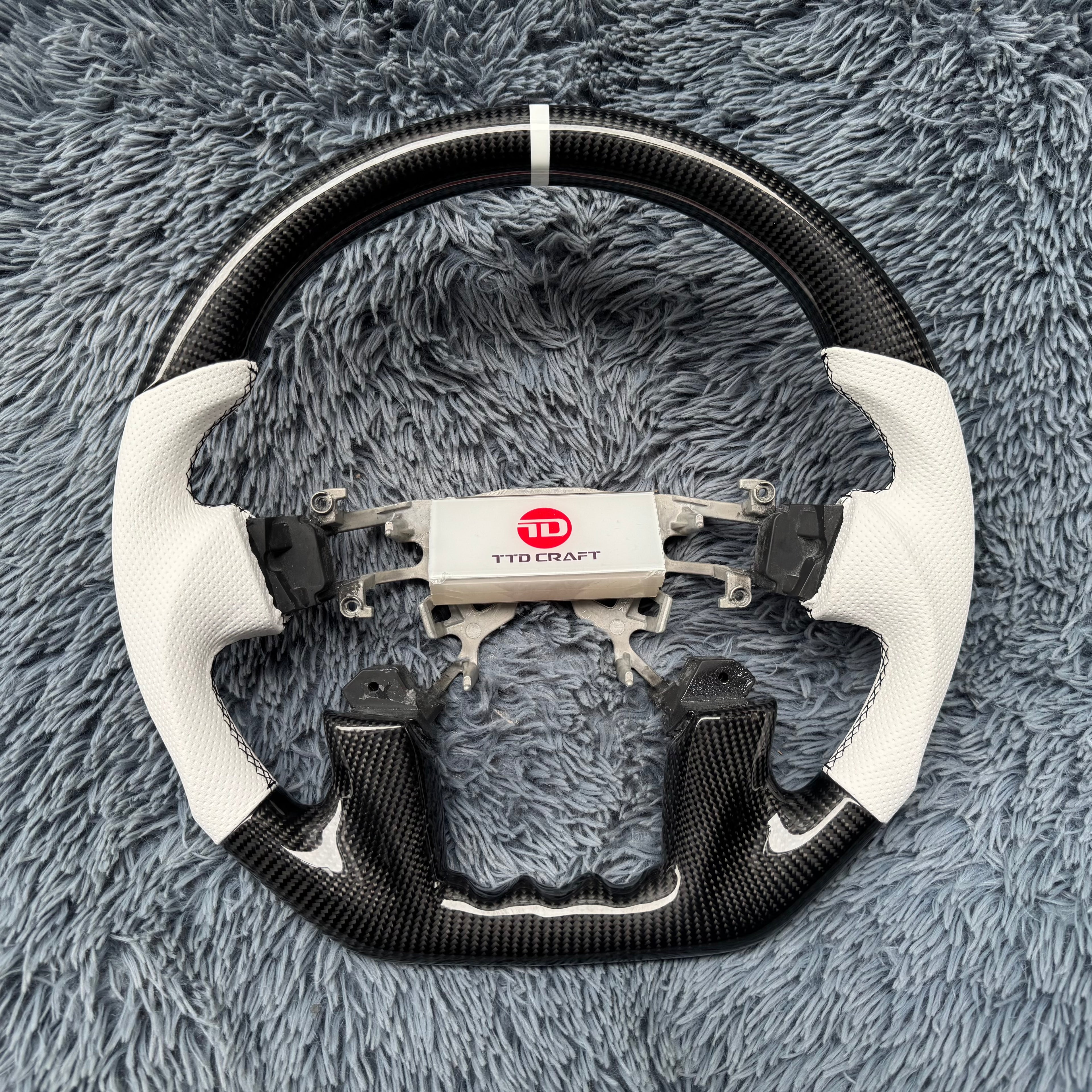For Infiniti 2014-2024 QX80 Carbon Fiber Steering Wheel