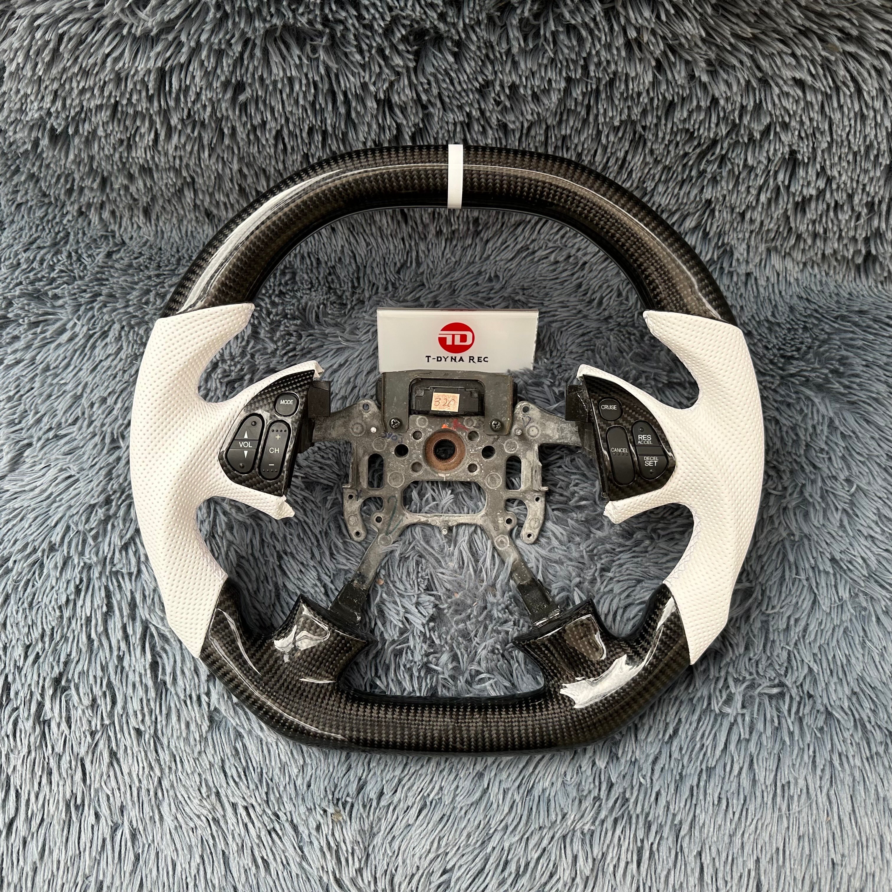 For Acura 2004-2006 TL Carbon Fiber Steering Wheel
