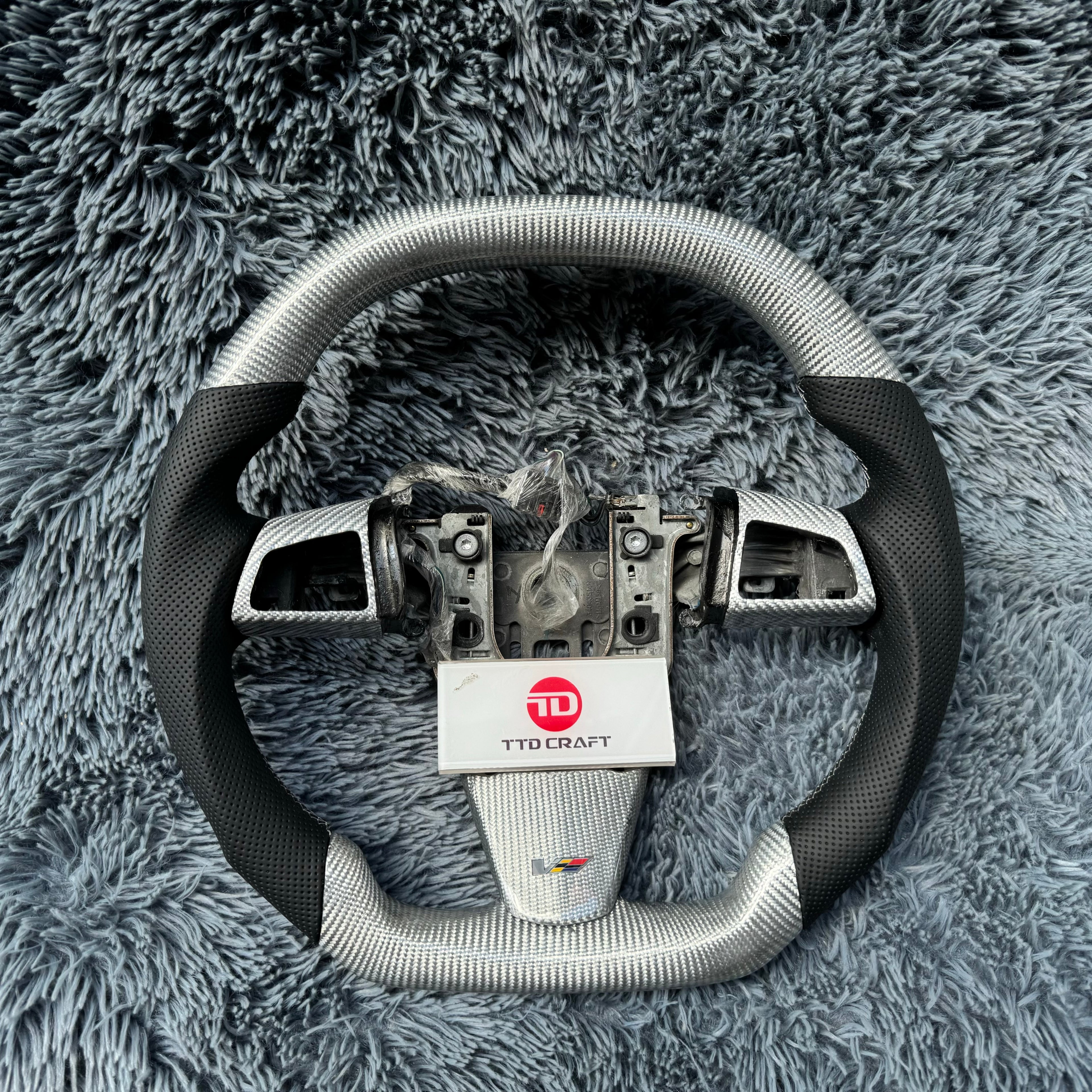 For 2008-2013 Cadillac V2 CTS-V CTS  Carbon Fiber Steering Wheel