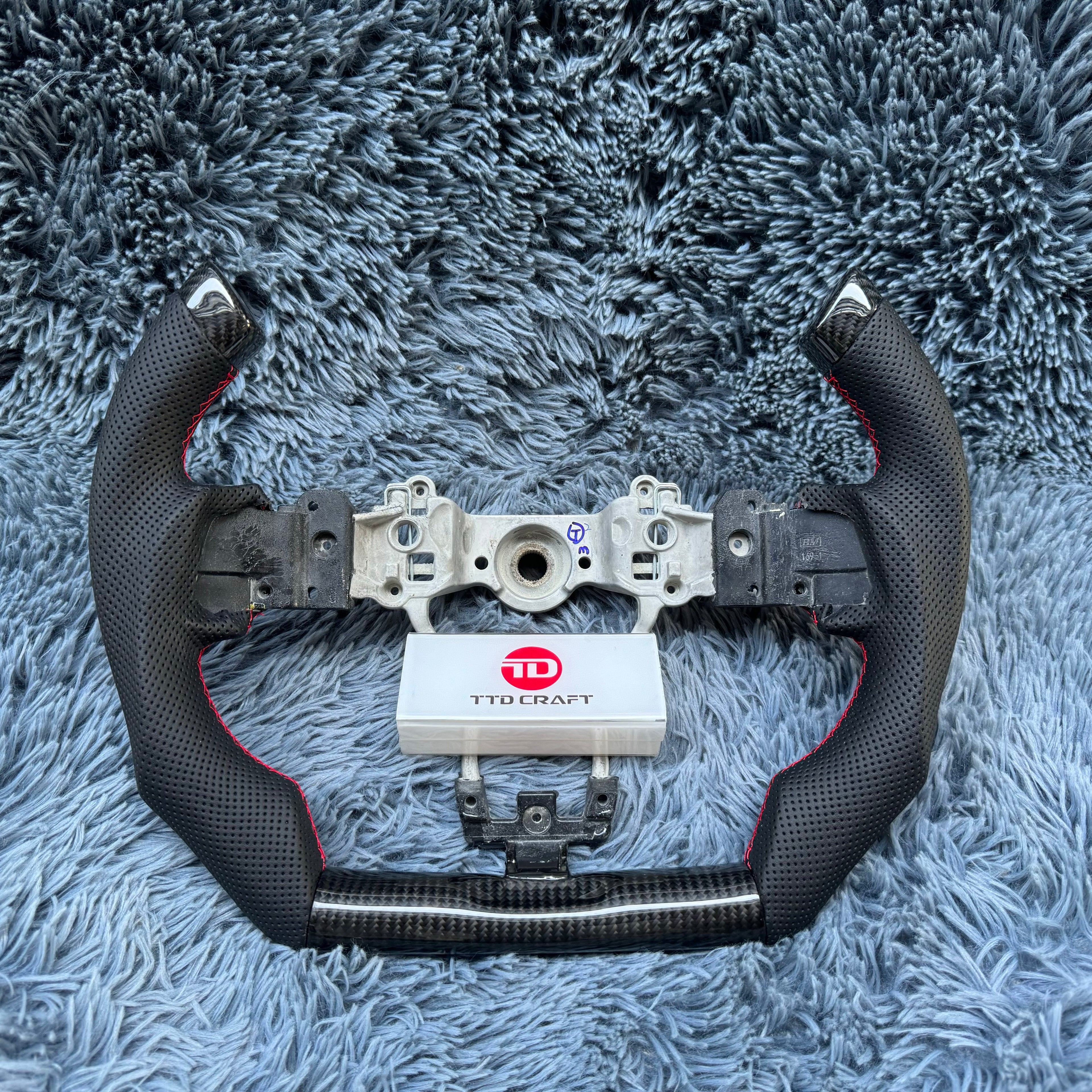 For Subaru 2015-2021 WRX / STI Custom Carbon Fiber Steering wheel
