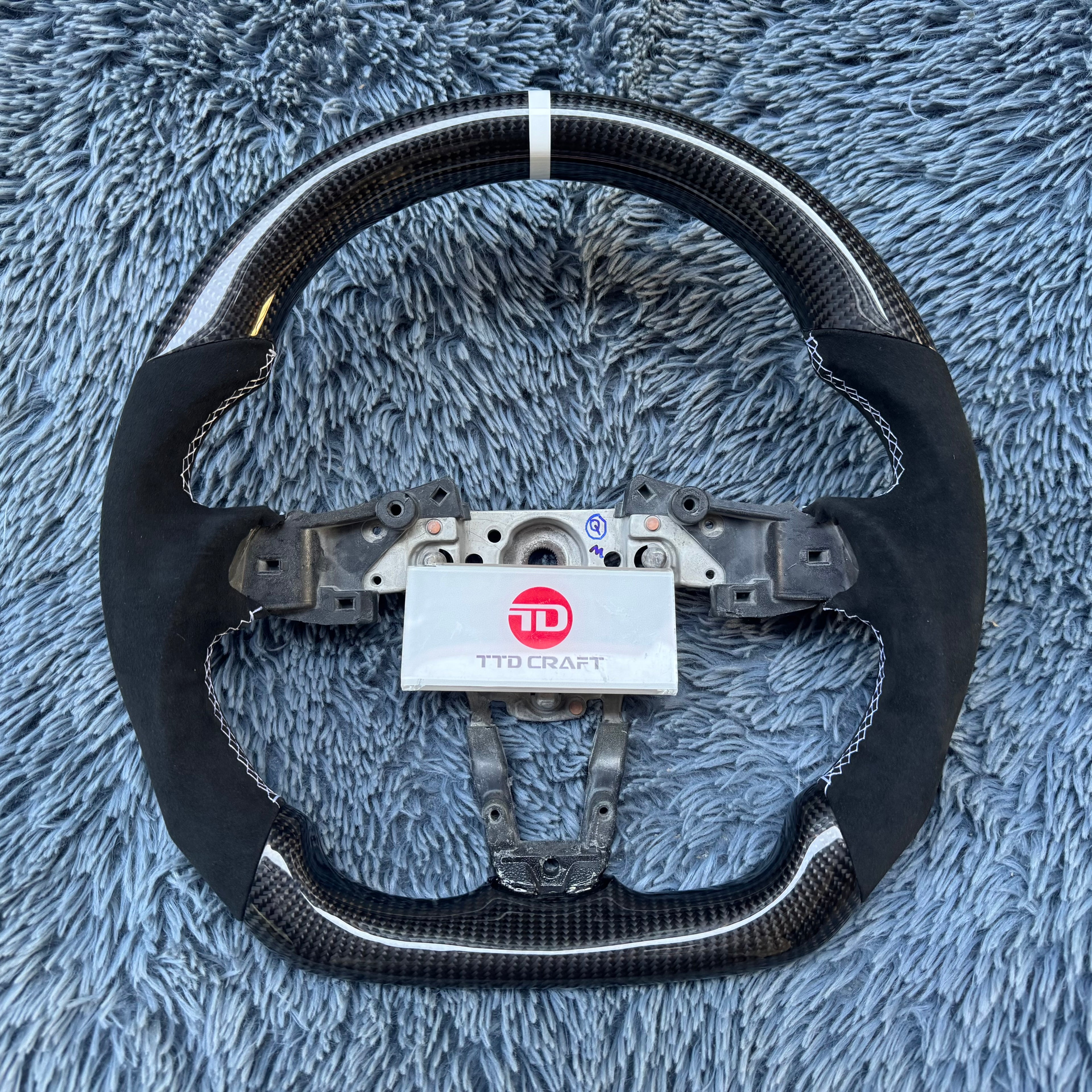 For Mazda 2016-2026 MX-5 Miata Carbon Fiber Steering Wheel
