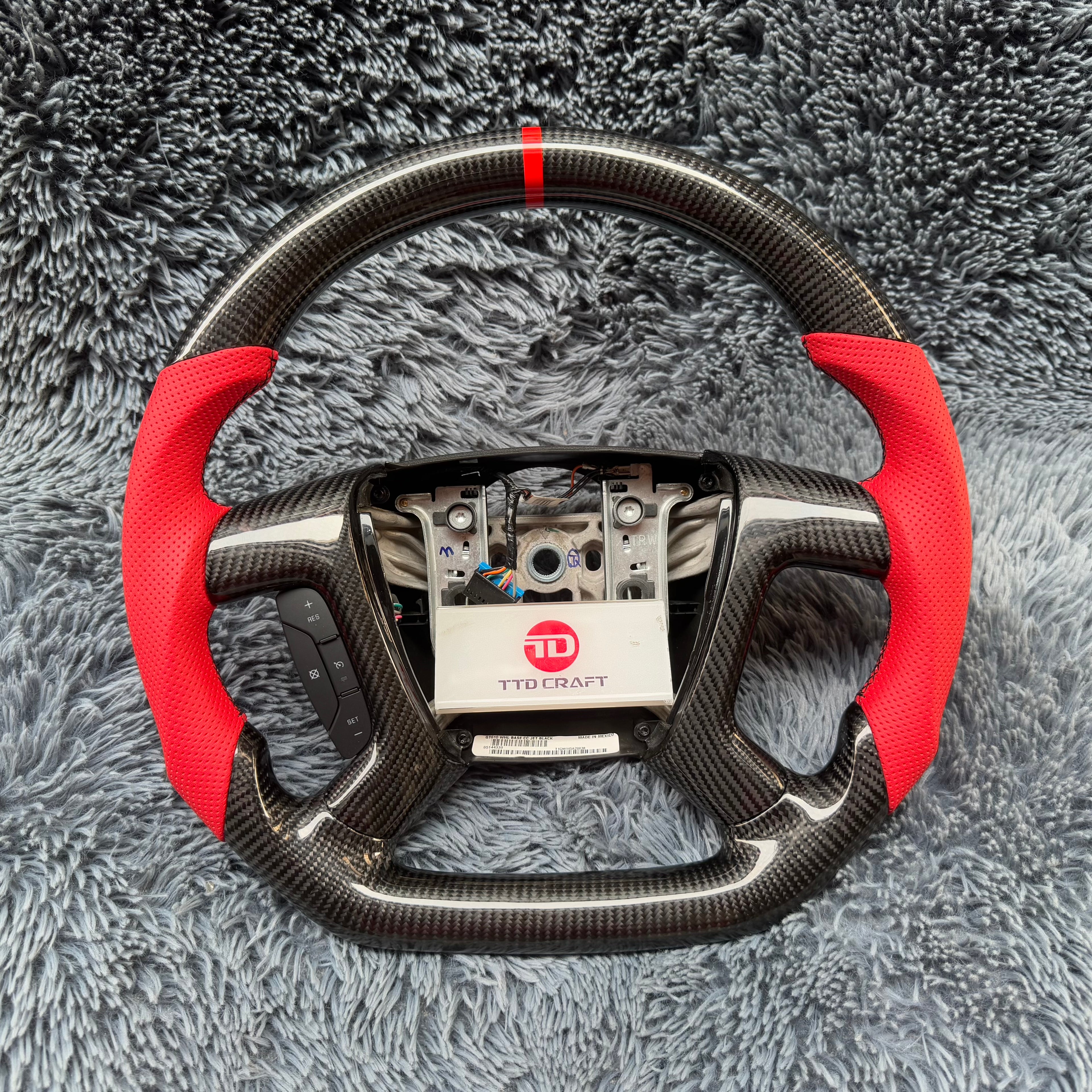 For 2008-2010 Hummer H2 Carbon Fiber Steering Wheel