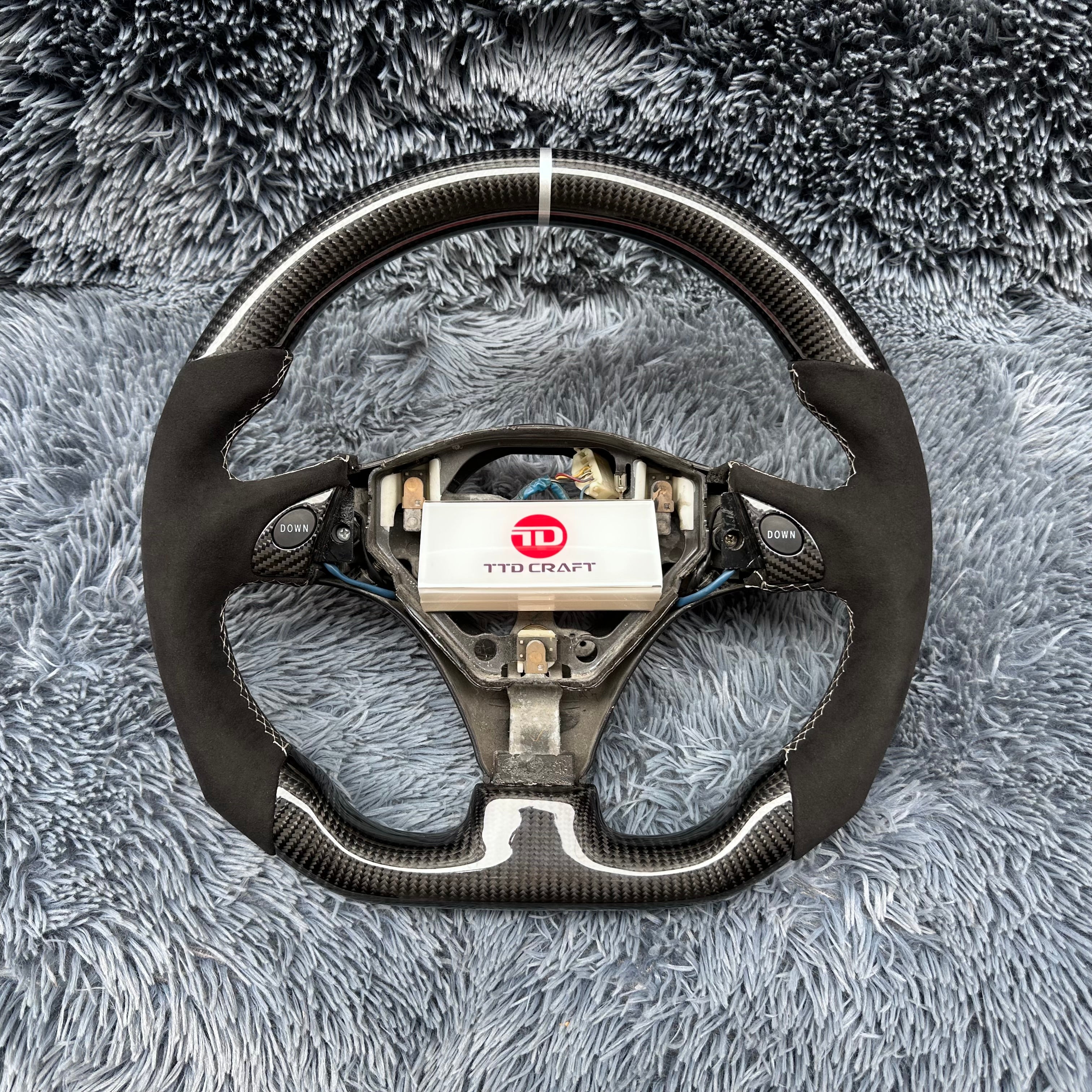For Lexus 2001-2005 IS300 Carbon Fiber Steering Wheel
