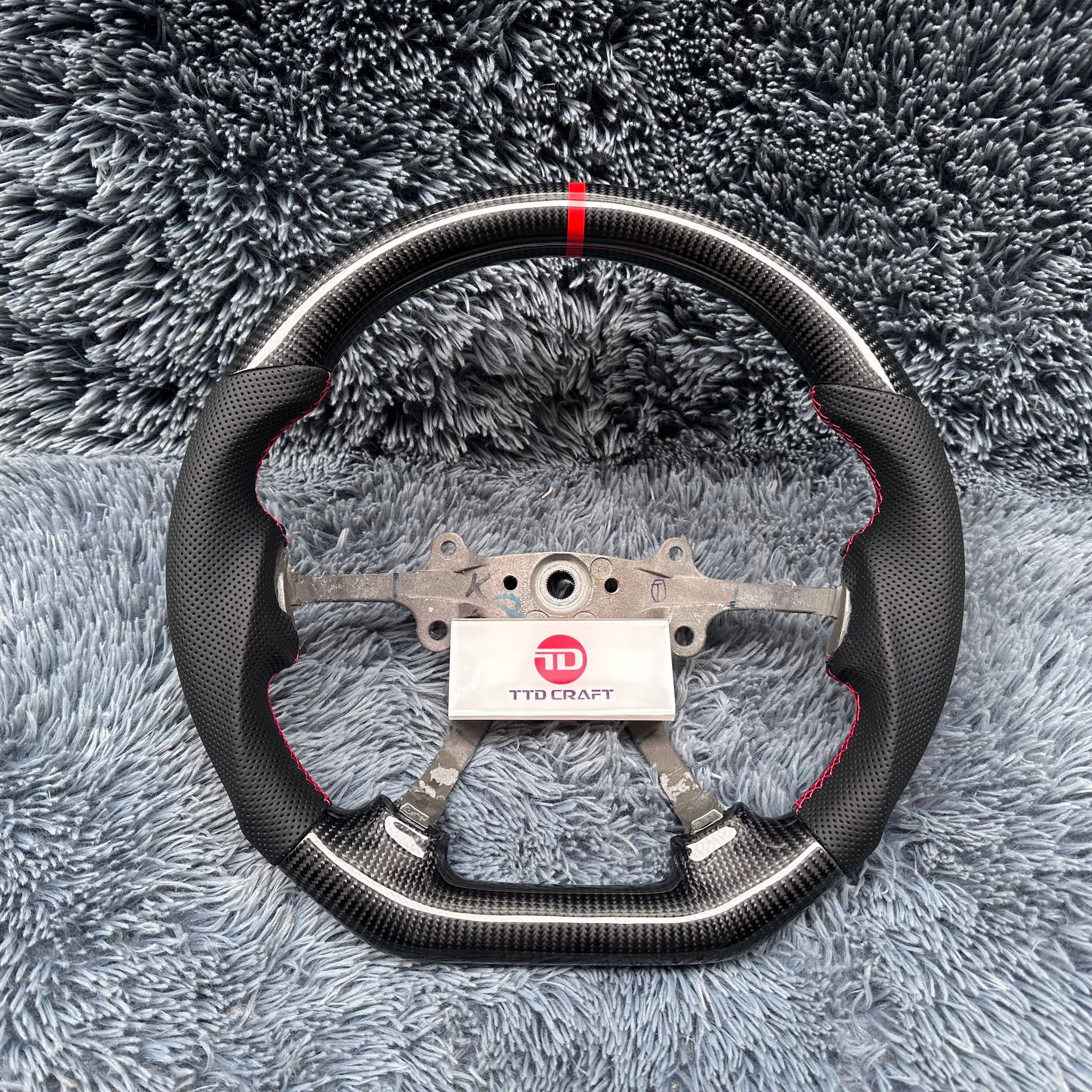 For Jeep 2005-2010 Grand Cherokee Carbon Fiber Steering Wheel