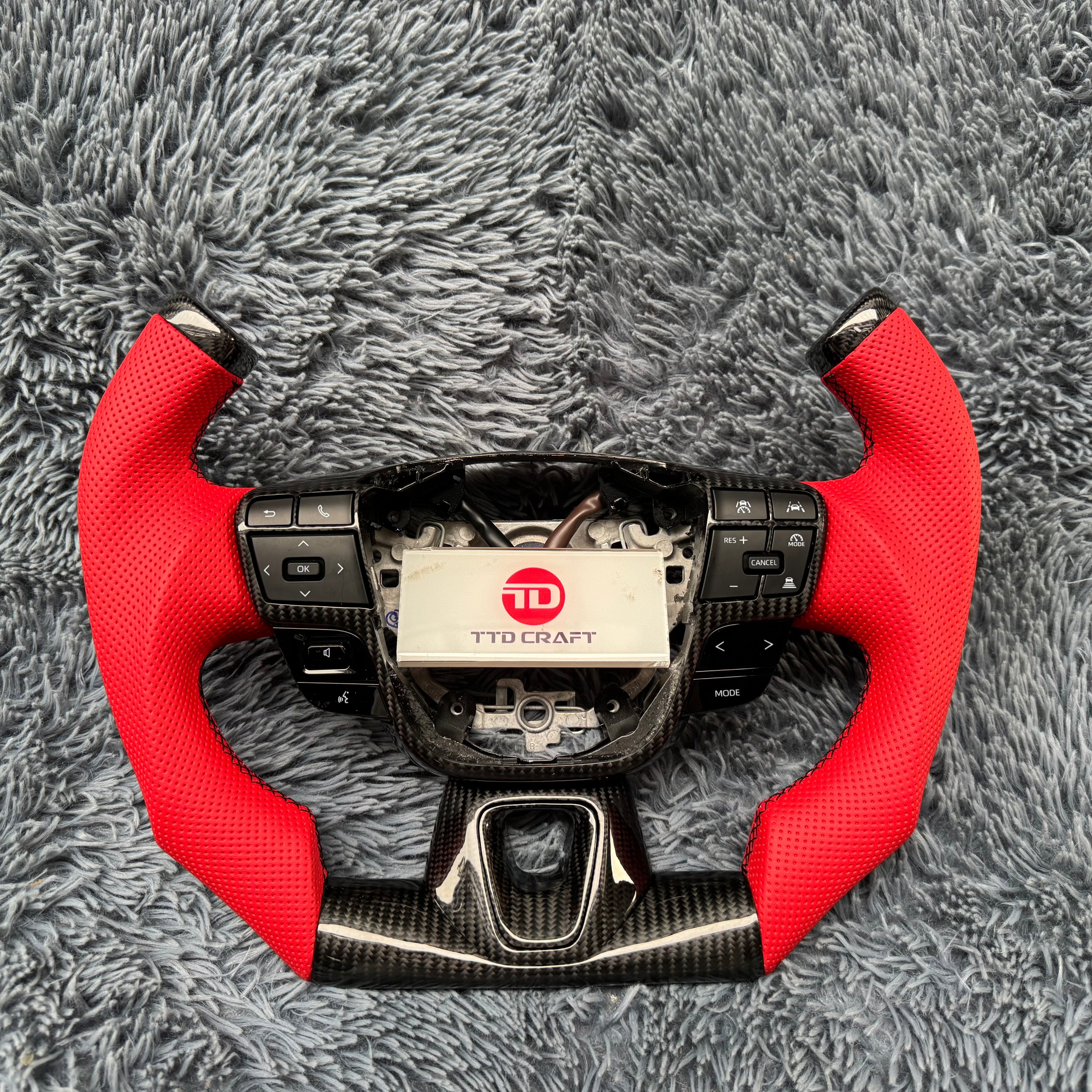 For 9th Gen Toyota Camry 2025+ Carbon Fiber Steering Wheel