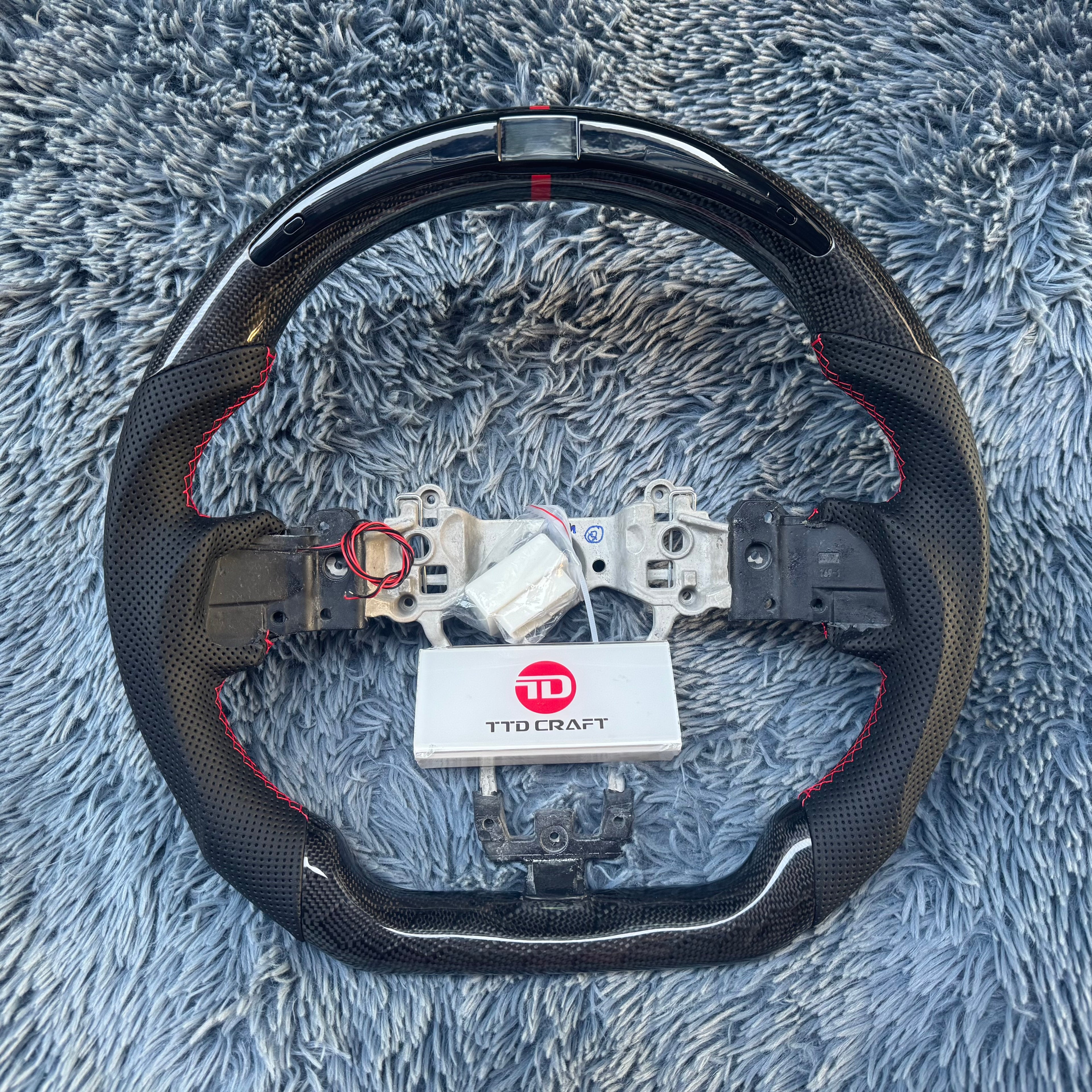 For Subaru 2015-2021 WRX / STI  LED Carbon Fiber Steering wheel