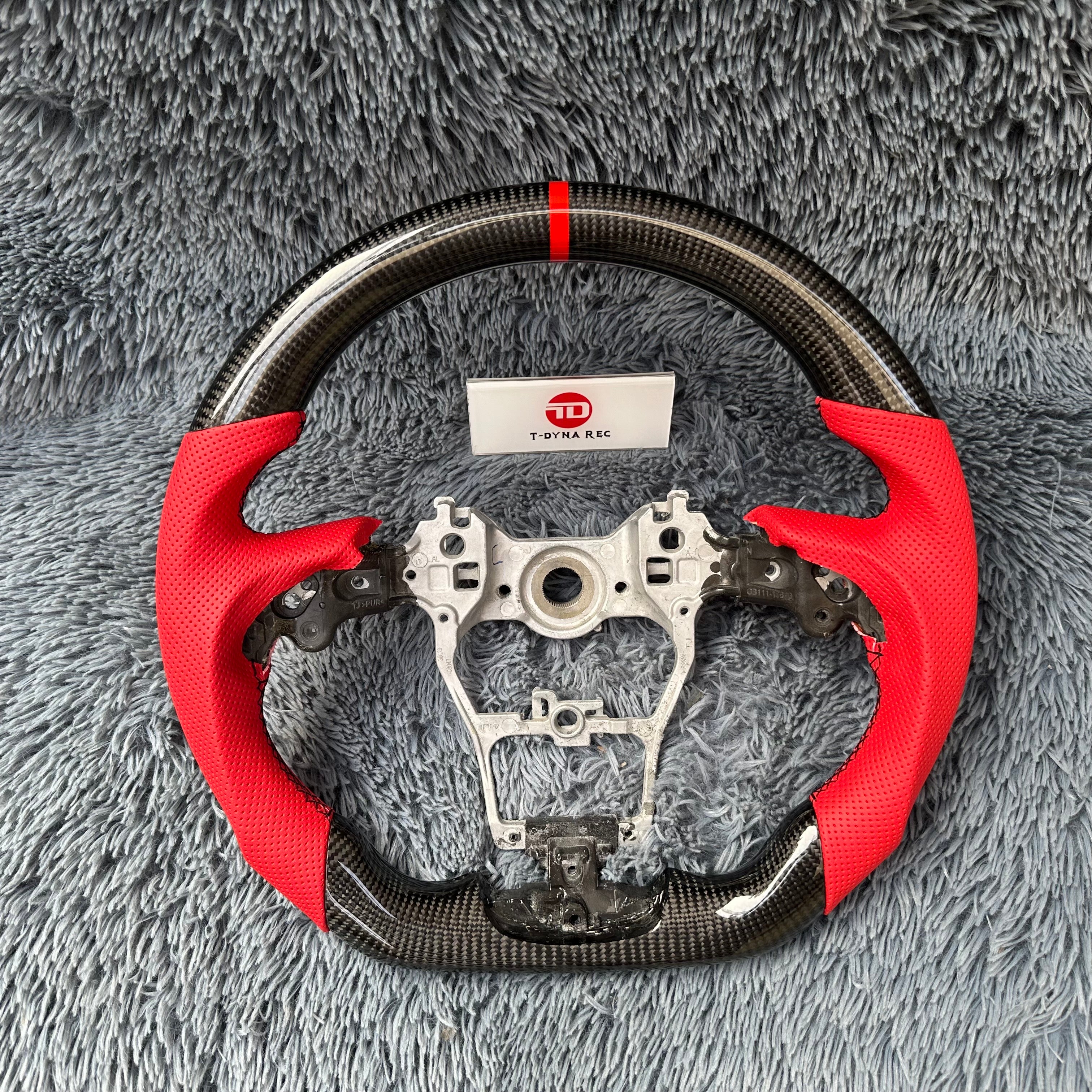 For Toyota 2020-2026 Highlander Real Carbon Fiber Steering Wheel