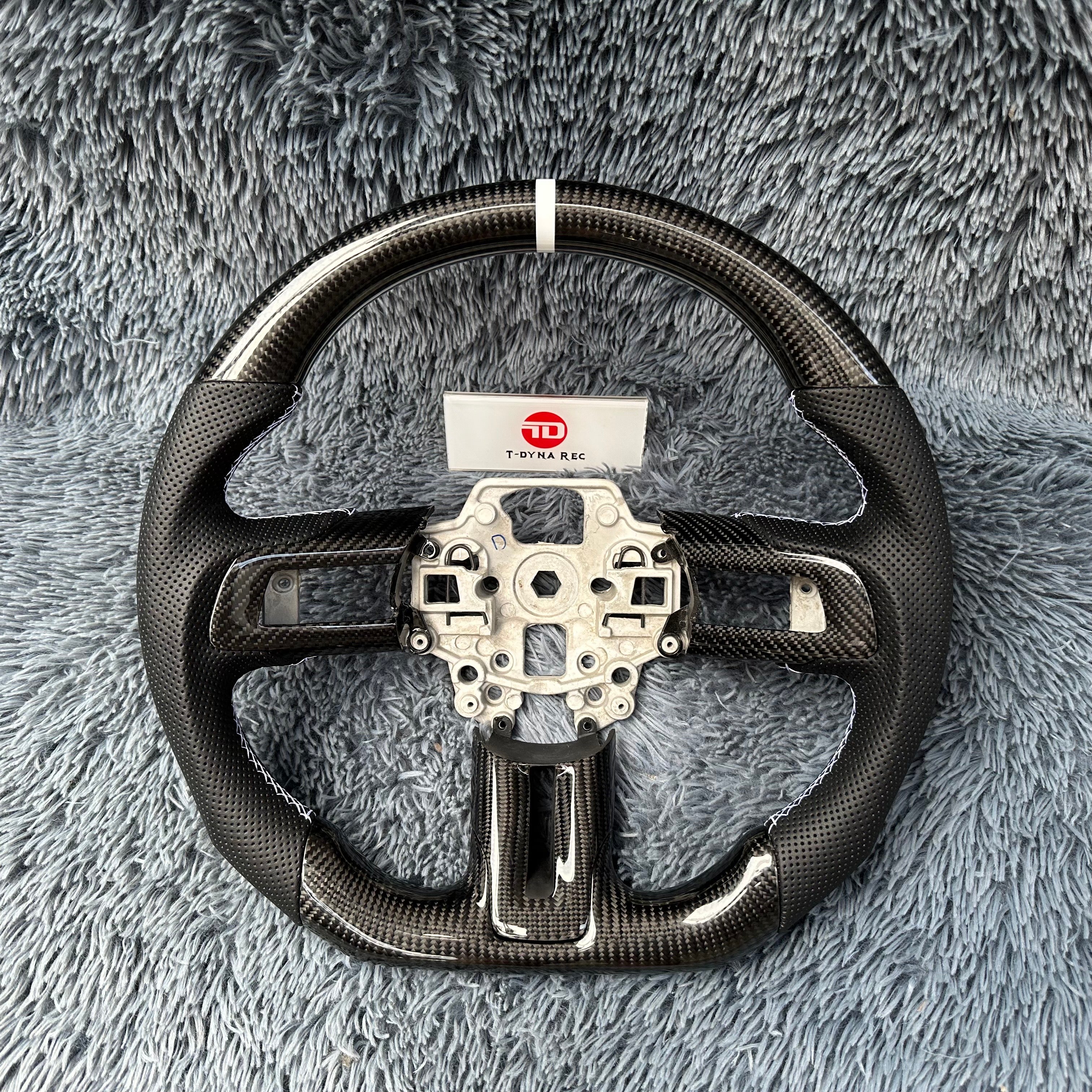 For Ford Mustang 2015-2017 Carbon Fiber Steering Wheel