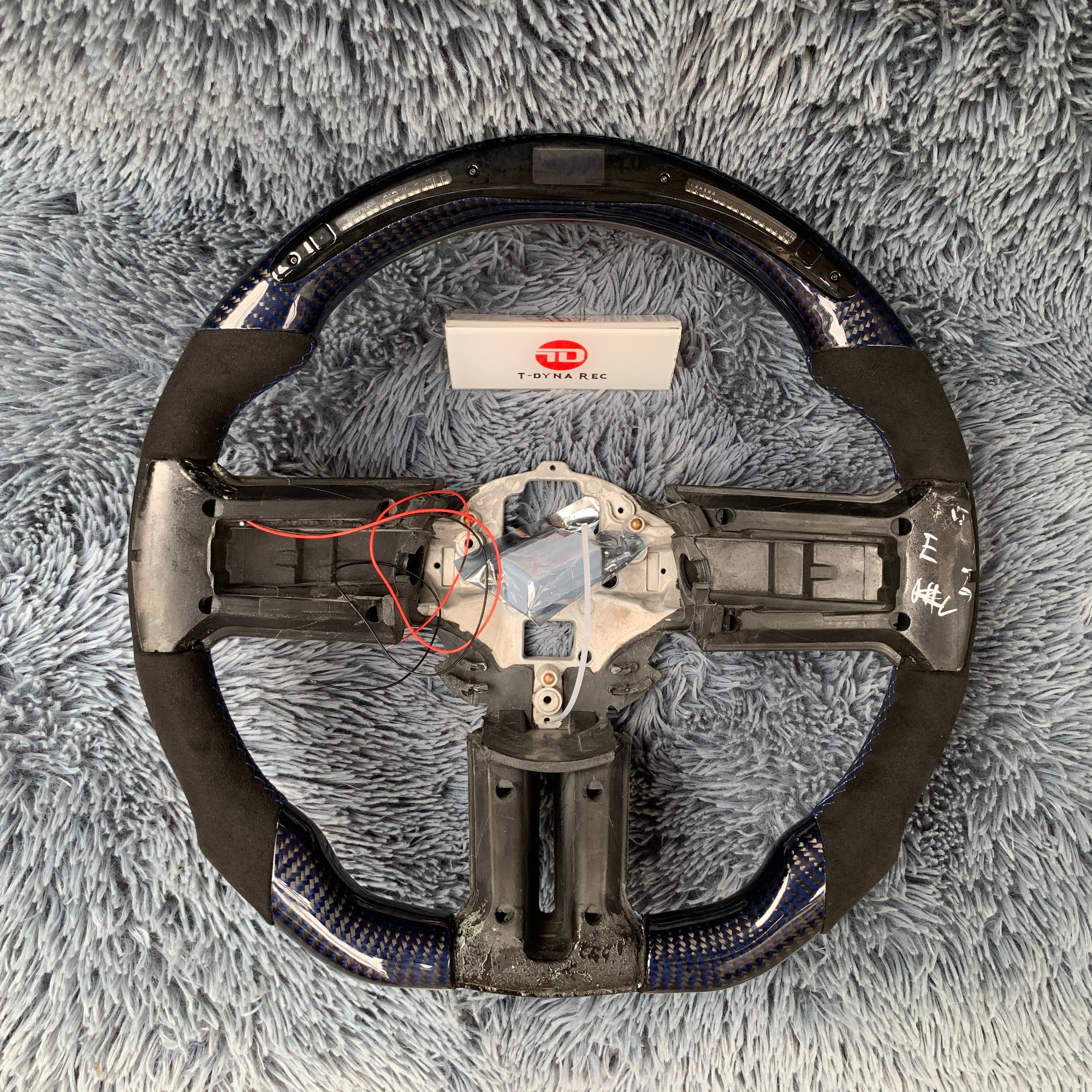 For Ford Mustang 2010-2014 LED Carbon Fiber Steering Wheel