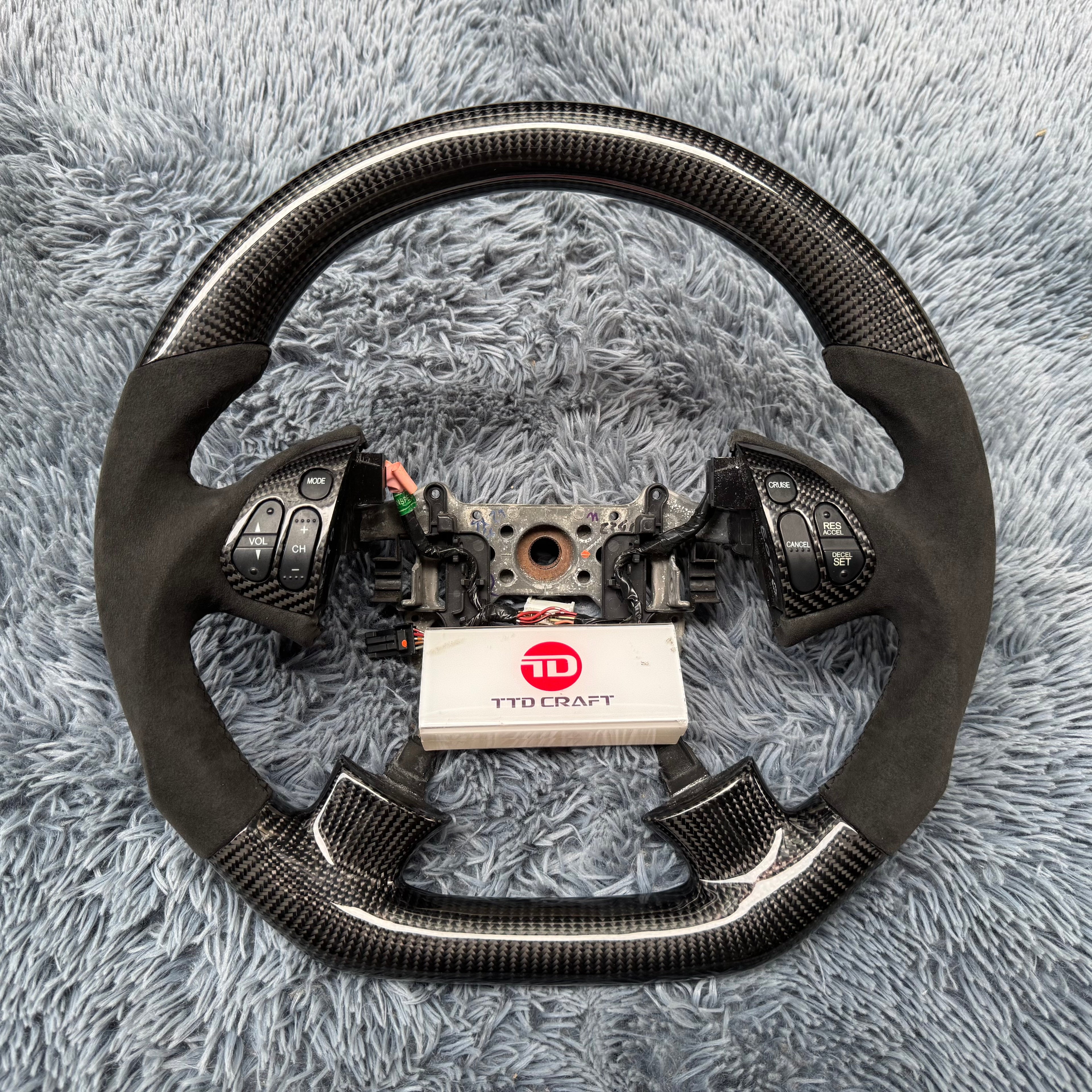 For Acura 2004-2006 TL Carbon Fiber Steering Wheel