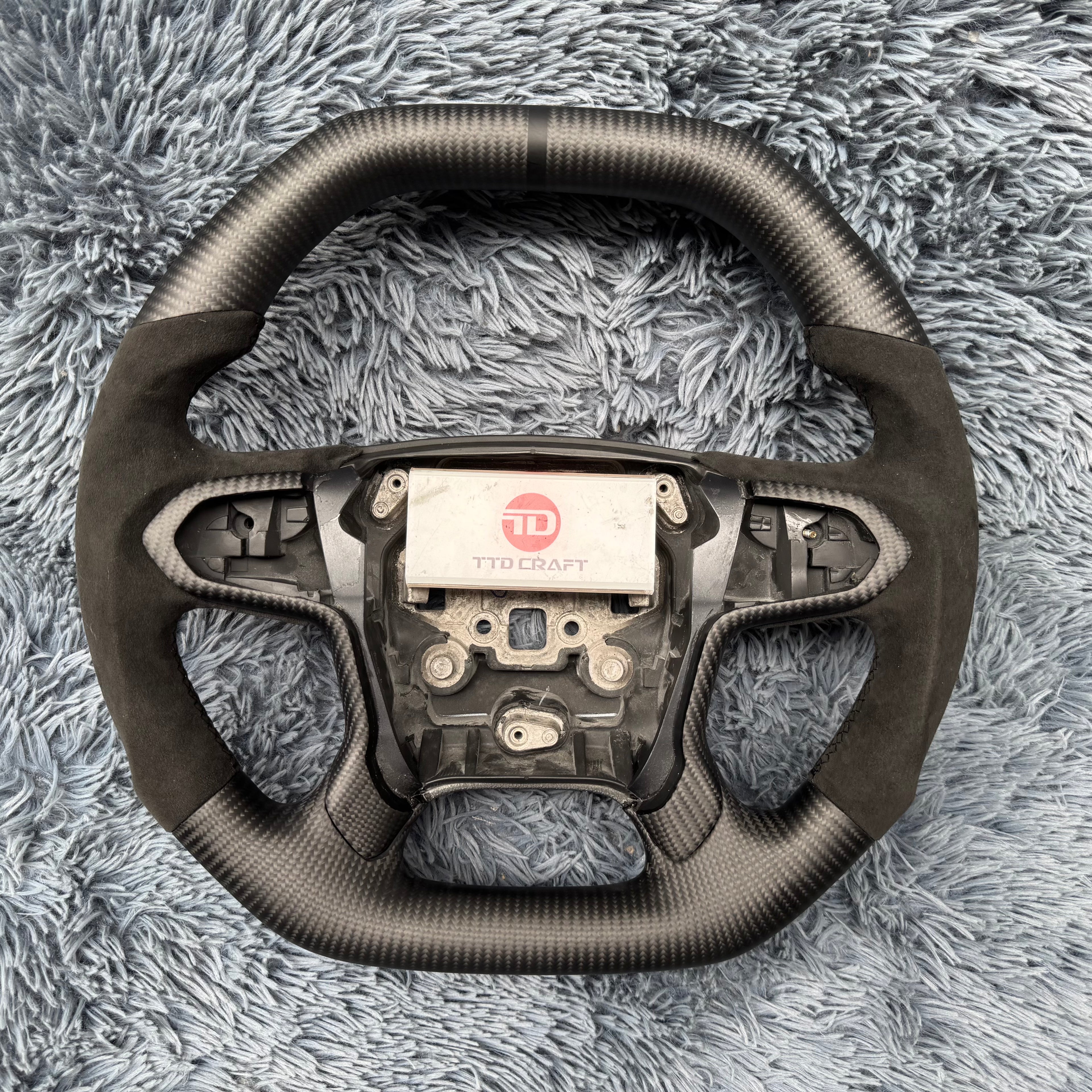 For 2014-2018 Chevrolet Silverado/GMC Sierra Custom Carbon Fiber Steering Wheel