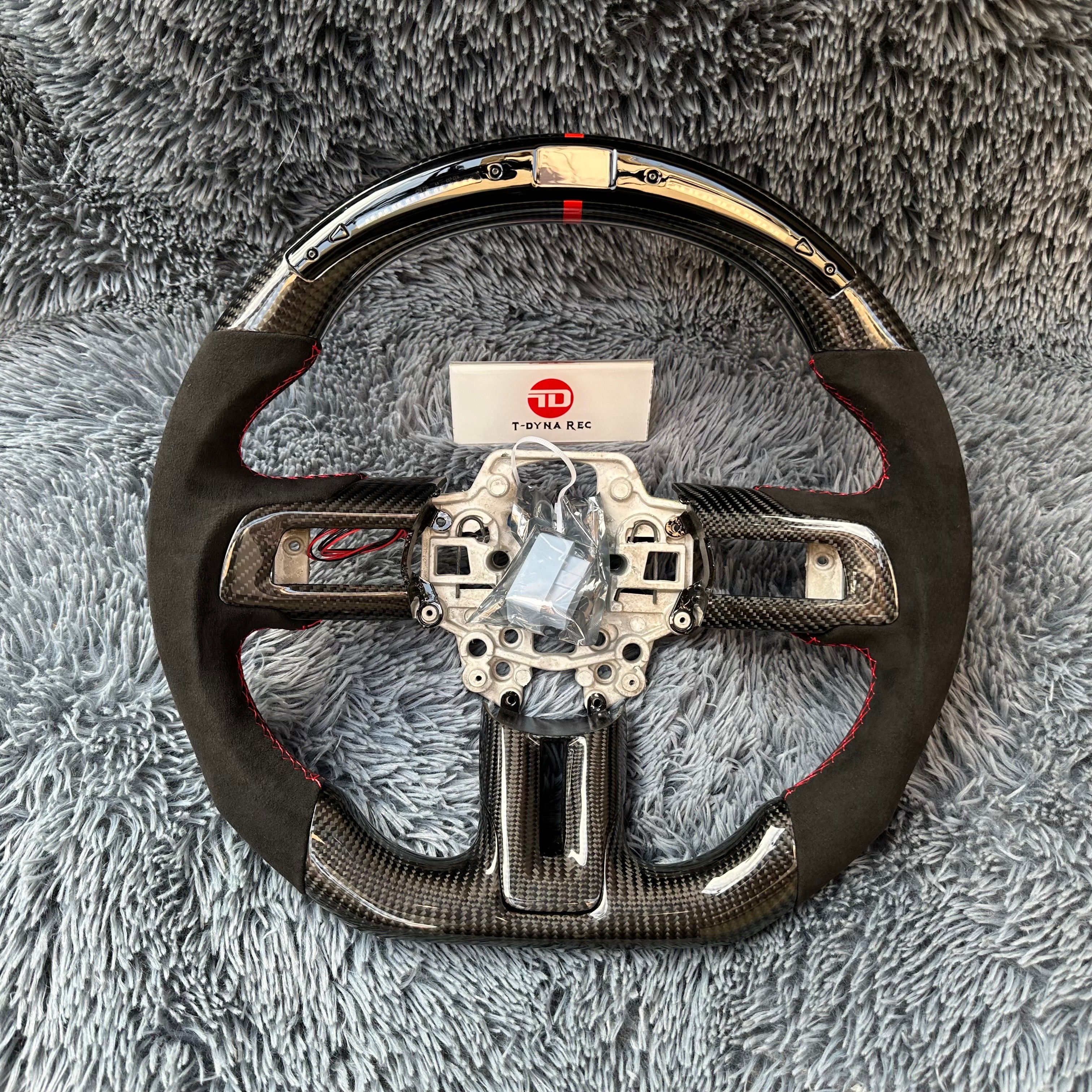 For Ford Mustang 2015-2017 LED Carbon Fiber Steering Wheel