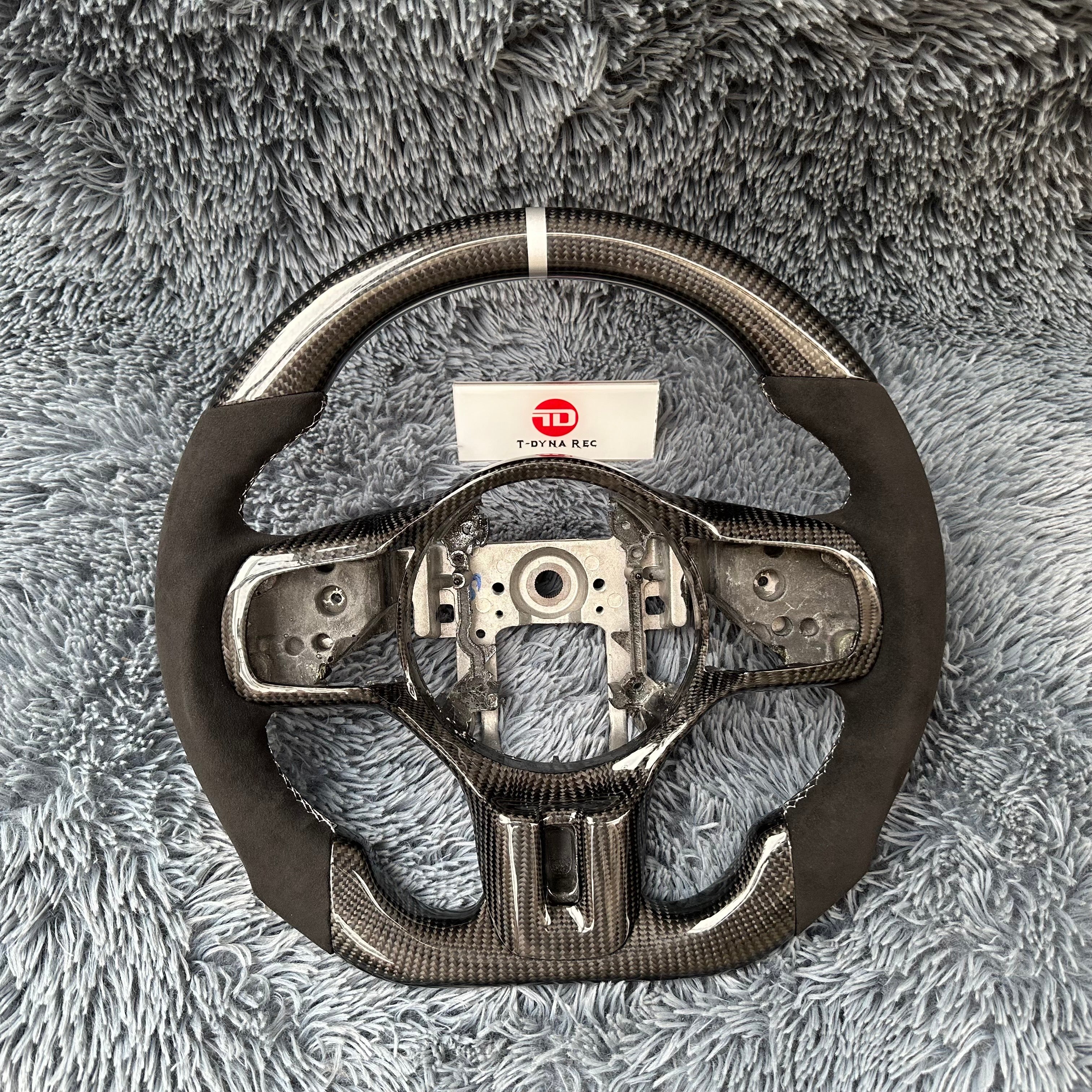 For 2007-2016 Mitsubishi Lancer Evolution X Carbon Fiber Steering Wheel