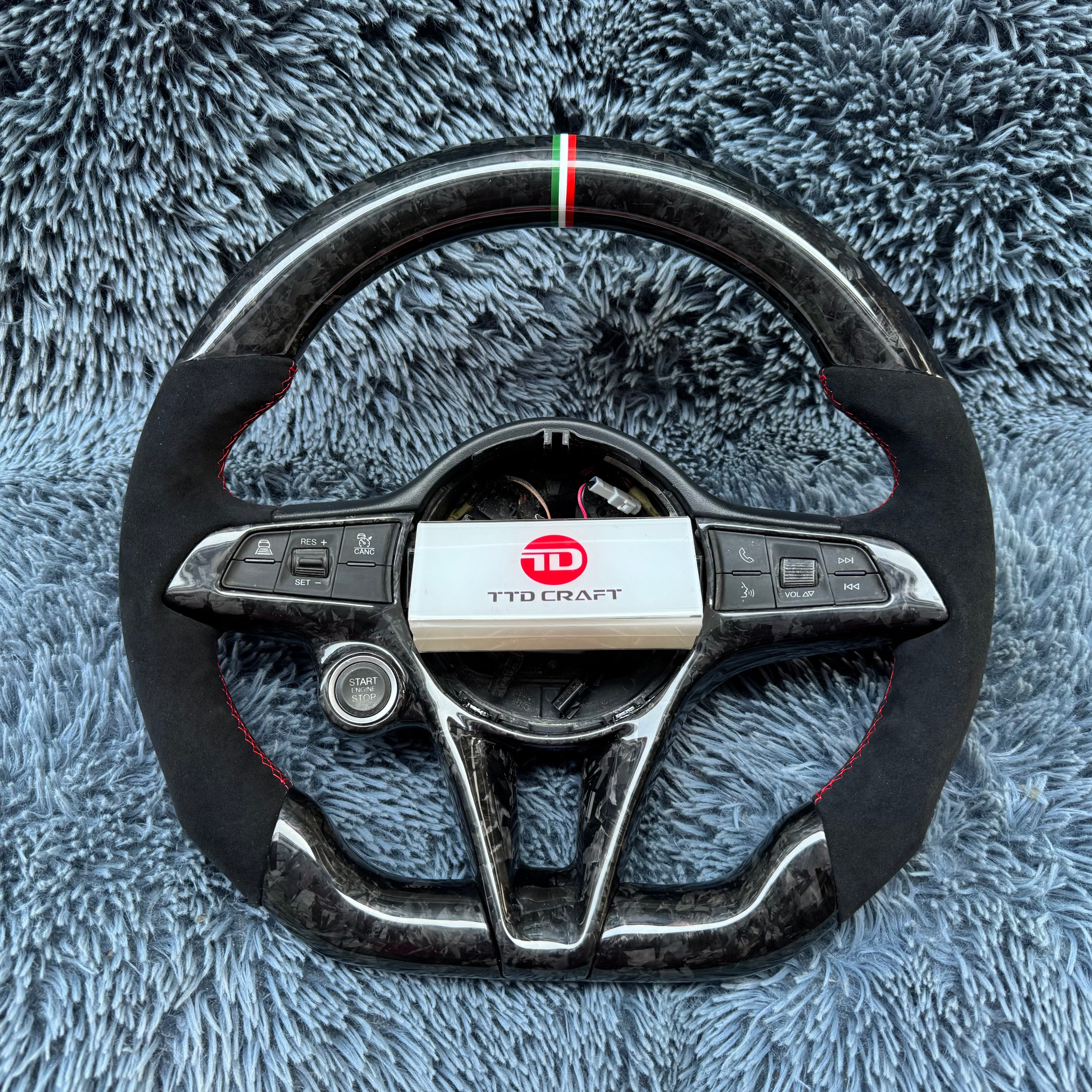 For Alfa Romeo 2017-2021 Giulia Stelvio Forged  Carbon Fiber Steering Wheel