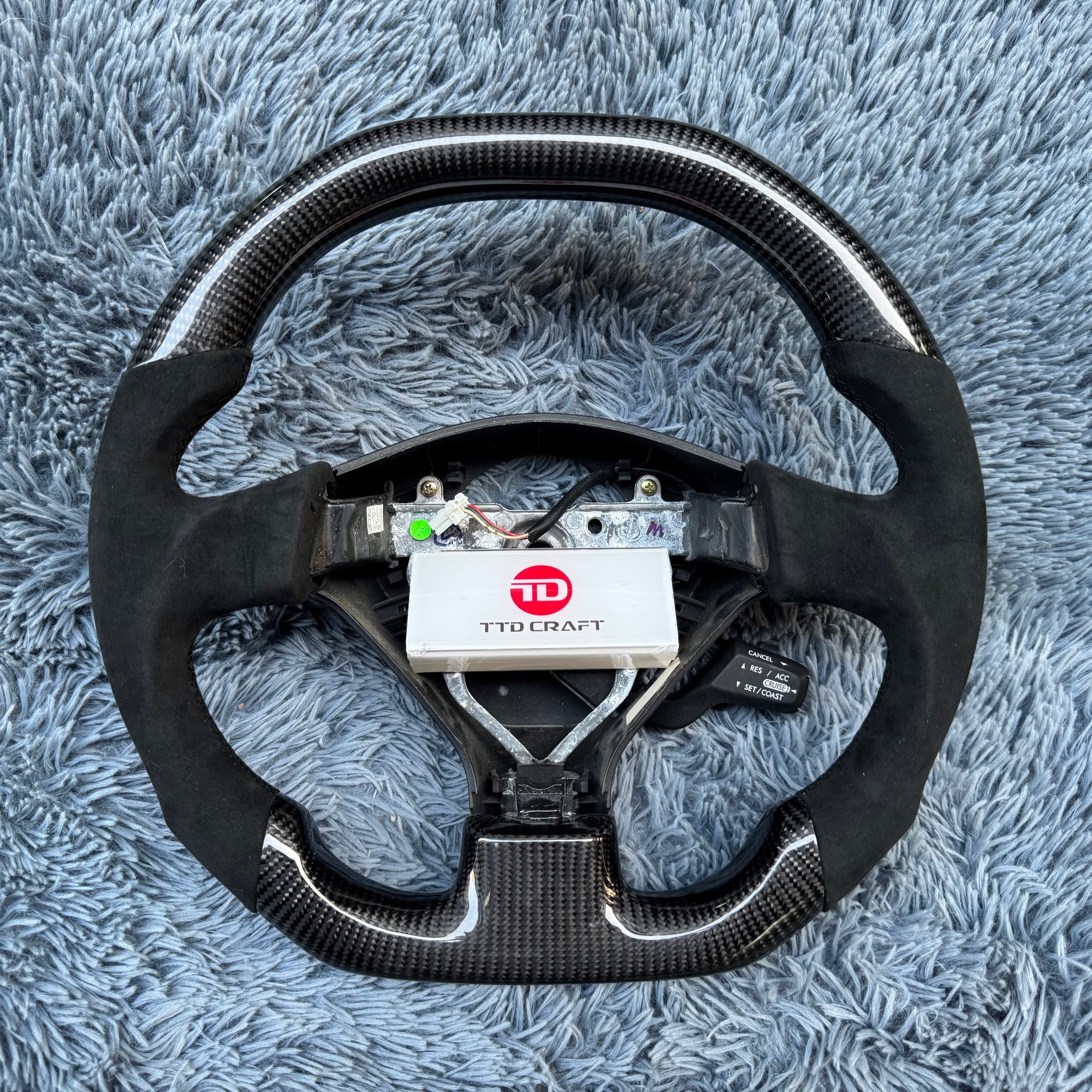 For Subaru 2004-2007 WRX STI / Forester / Legacy Carbon Fiber Steering wheel
