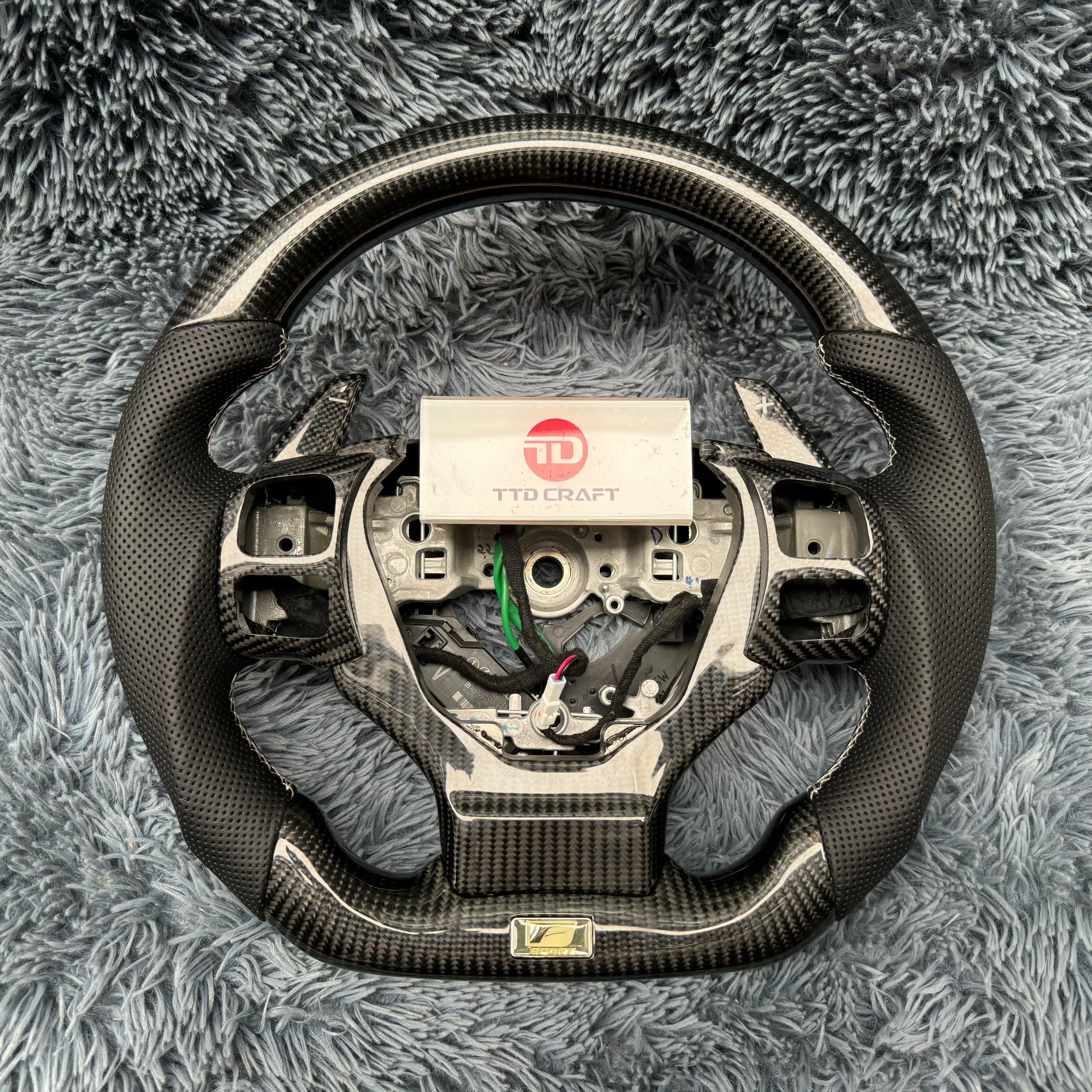 For Lexus 2014-2025 IS CT200h NX RC RCF Carbon Fiber Steering Wheel