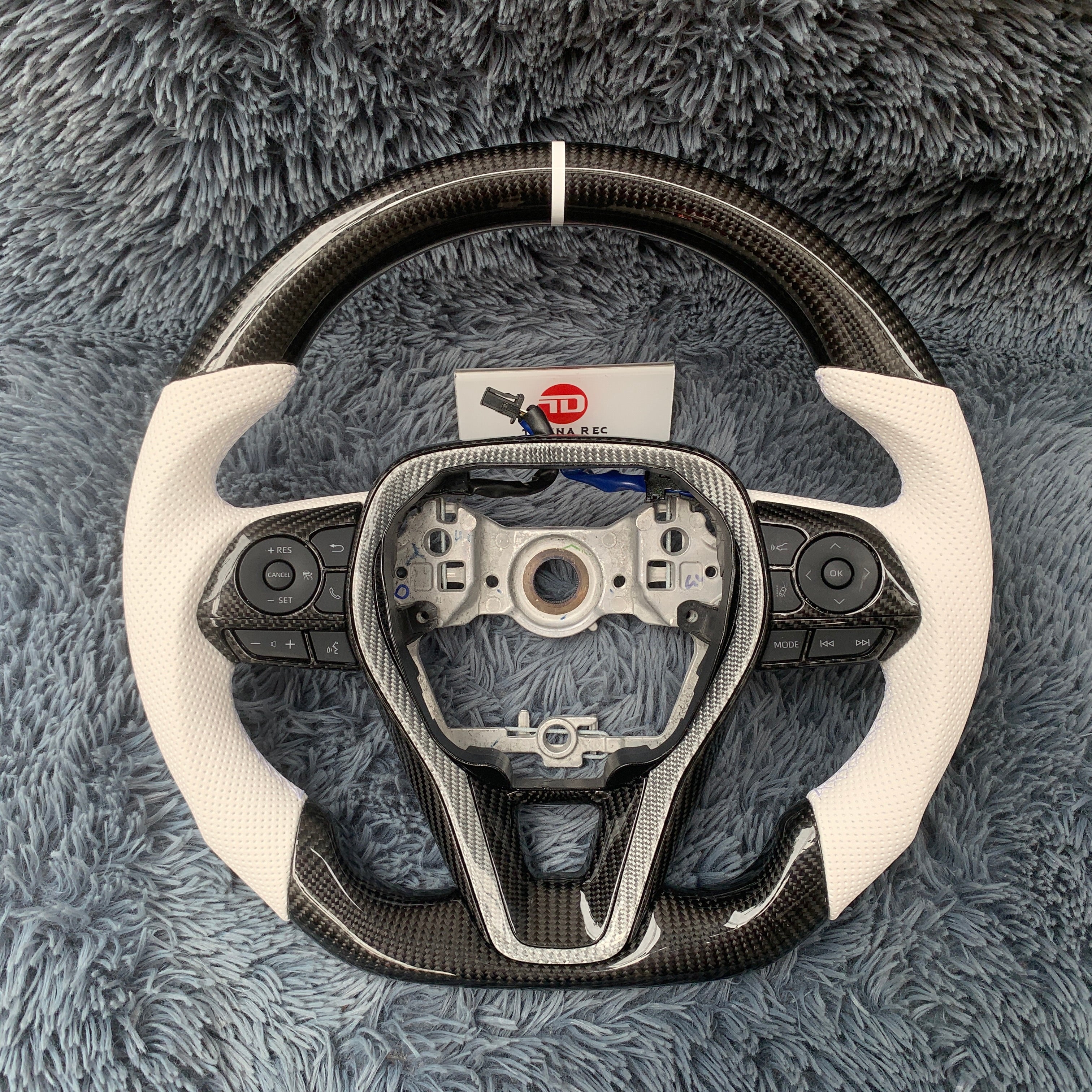 For Toyota 2019-2026 Corolla Hatchback RAV4 Carbon Fiber Steering Wheel