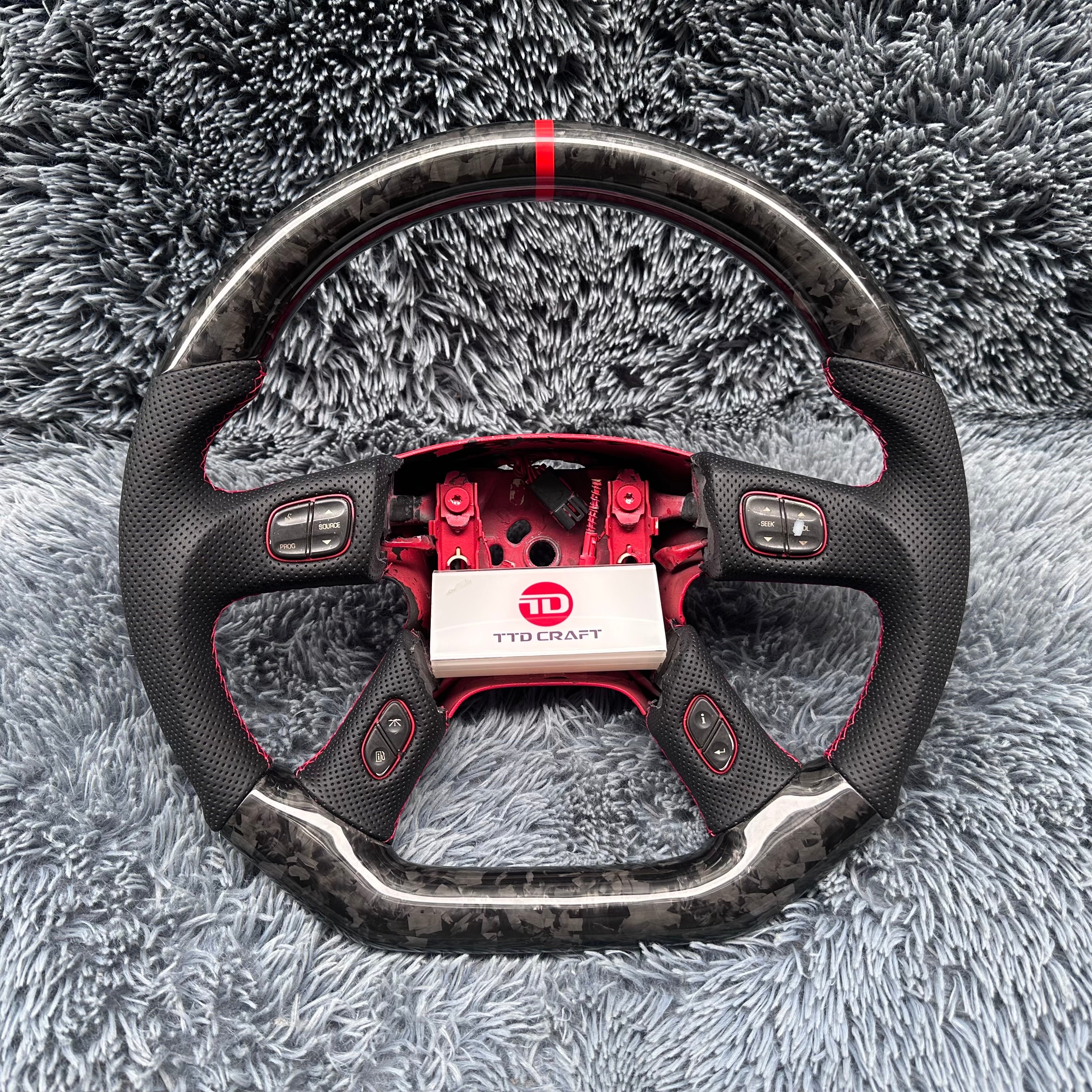 For 2003-2007 Hummer H2 Forged Carbon Fiber Steering Wheel