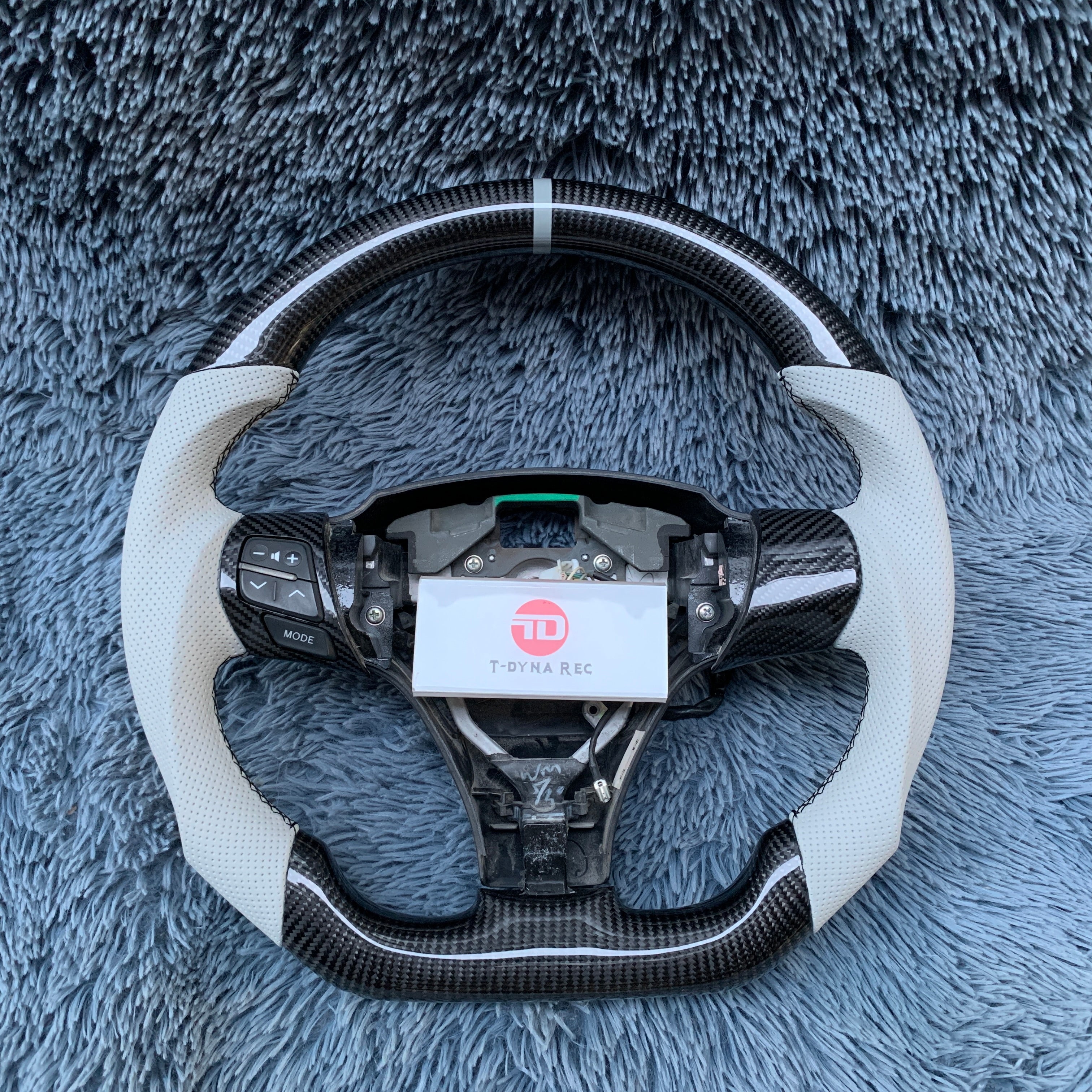 For Toyota 2007-2010 Camry /2009-2012 Venza Carbon Fiber Steering Wheel