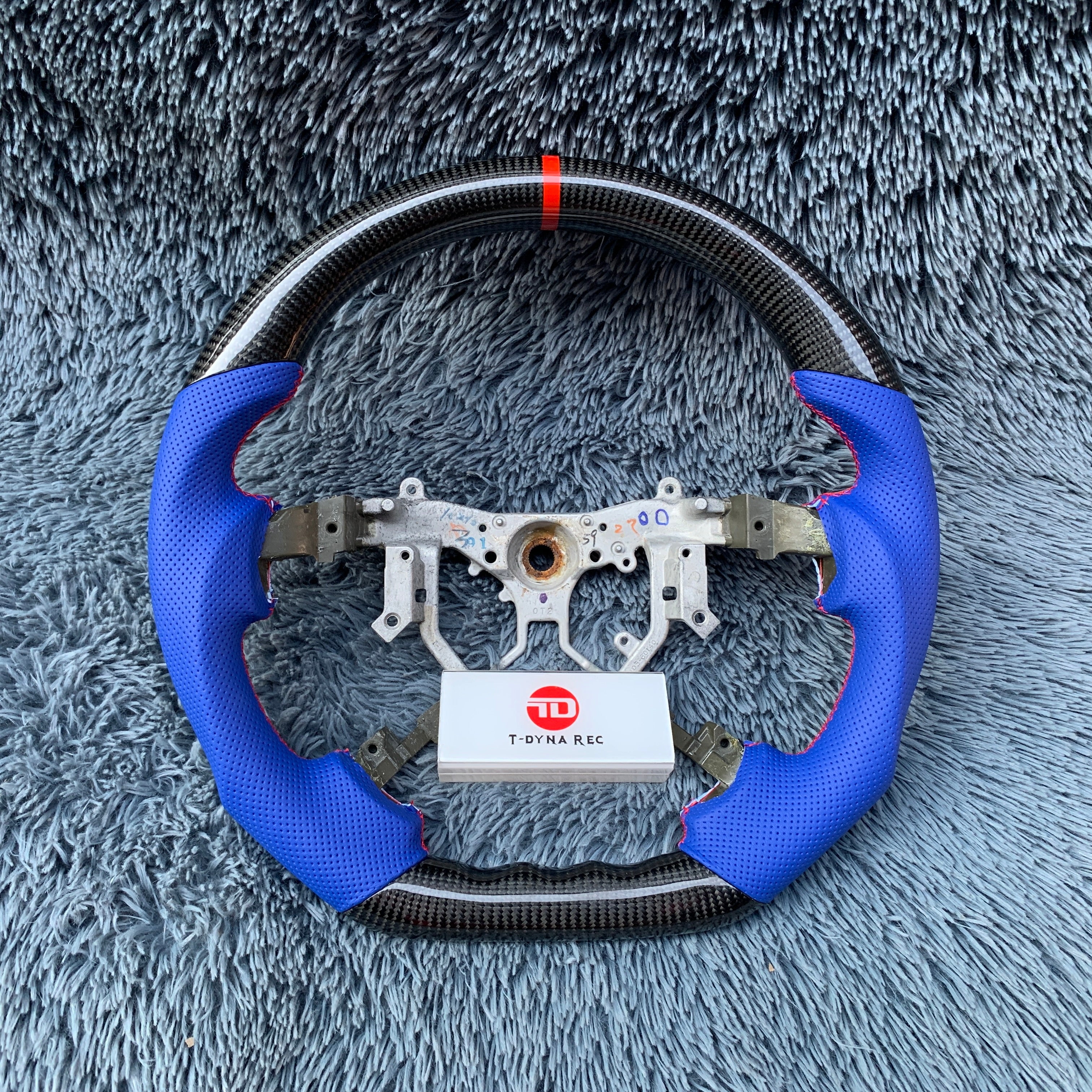 For Toyota 2007-2013 Tundra Sequoia Carbon Fiber Steering Wheel