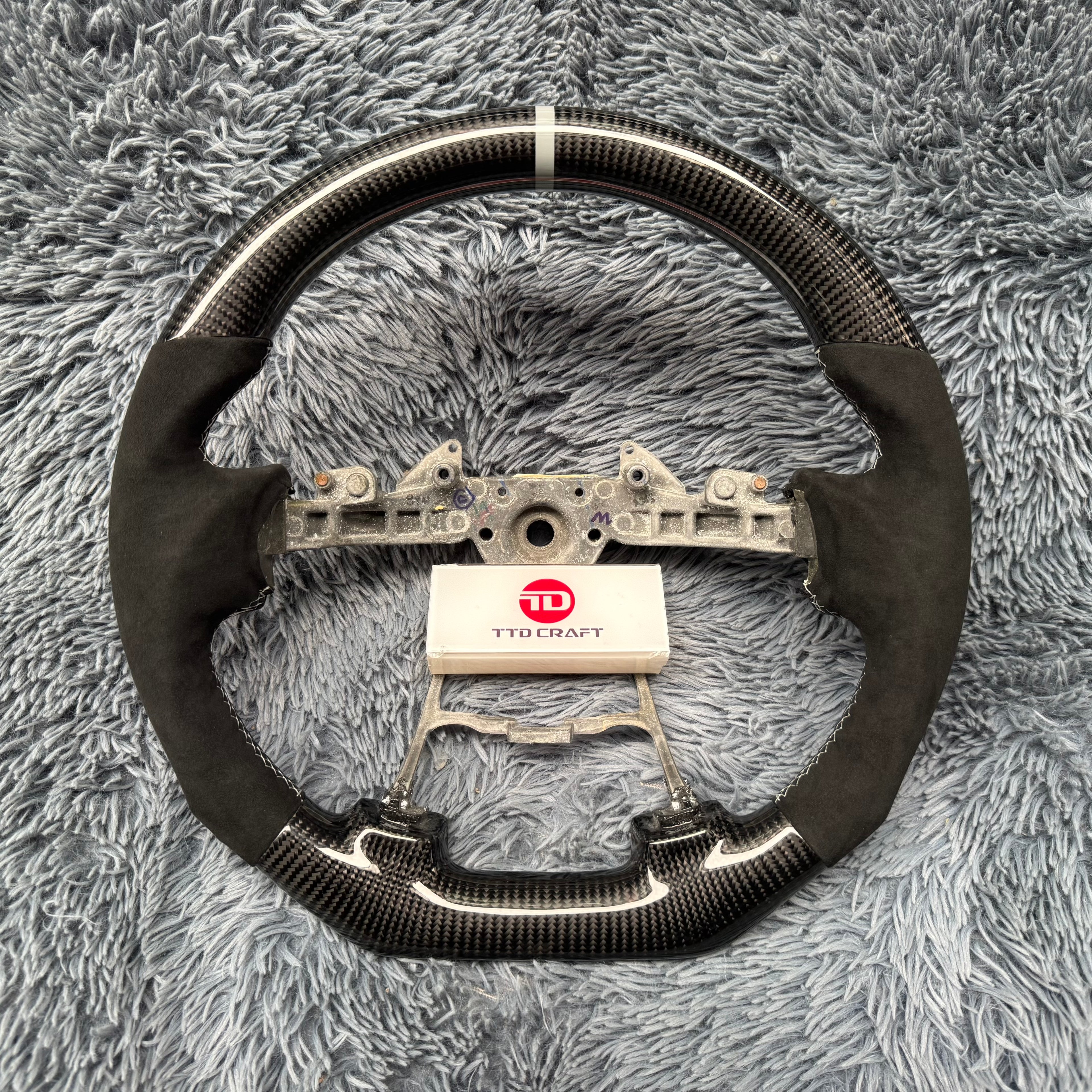 For Nissan 2008-2012 Altima Carbon Fiber Steering Wheel