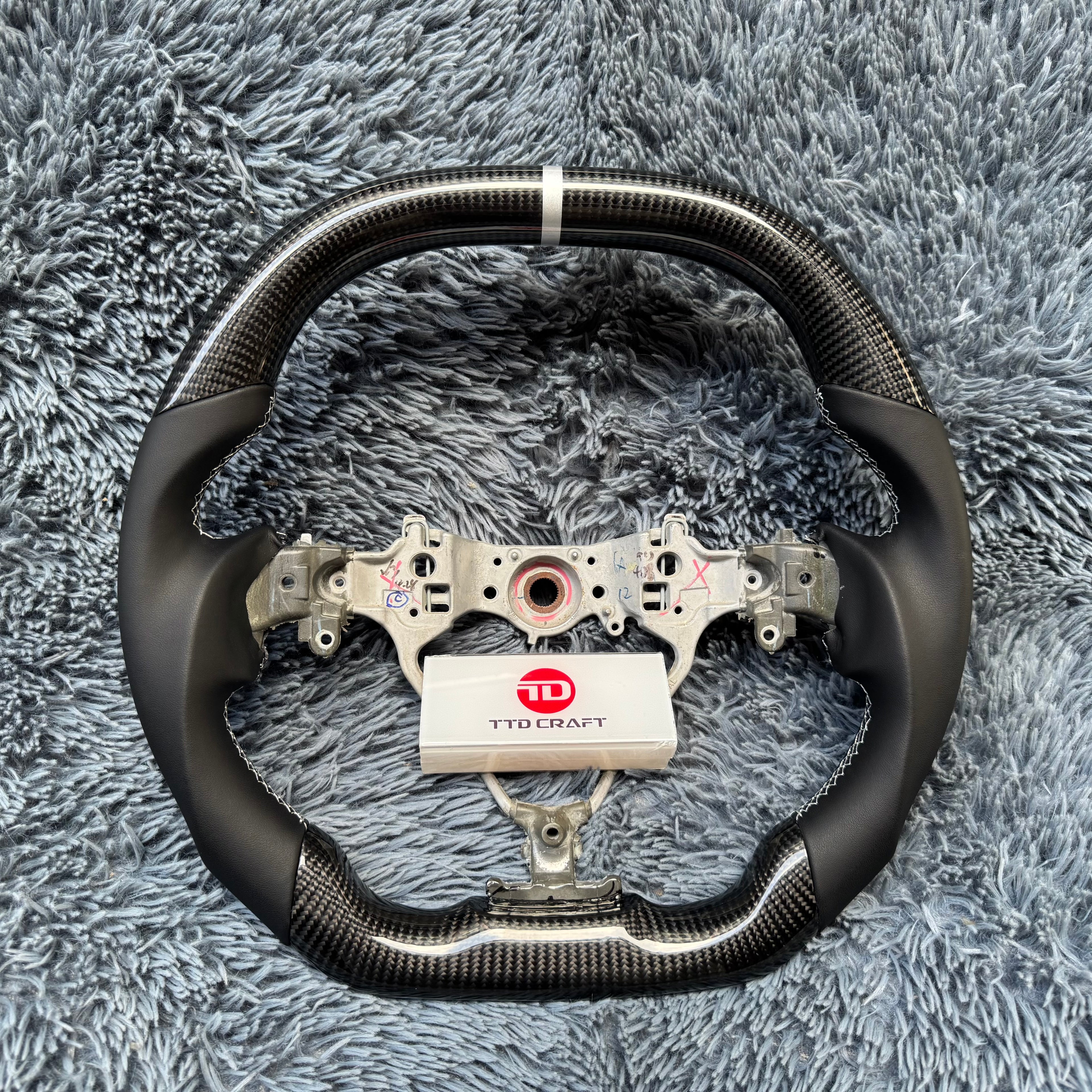 For Toyota 7th Gen Camry 2014-2017 Carbon Fiber Steering Wheel