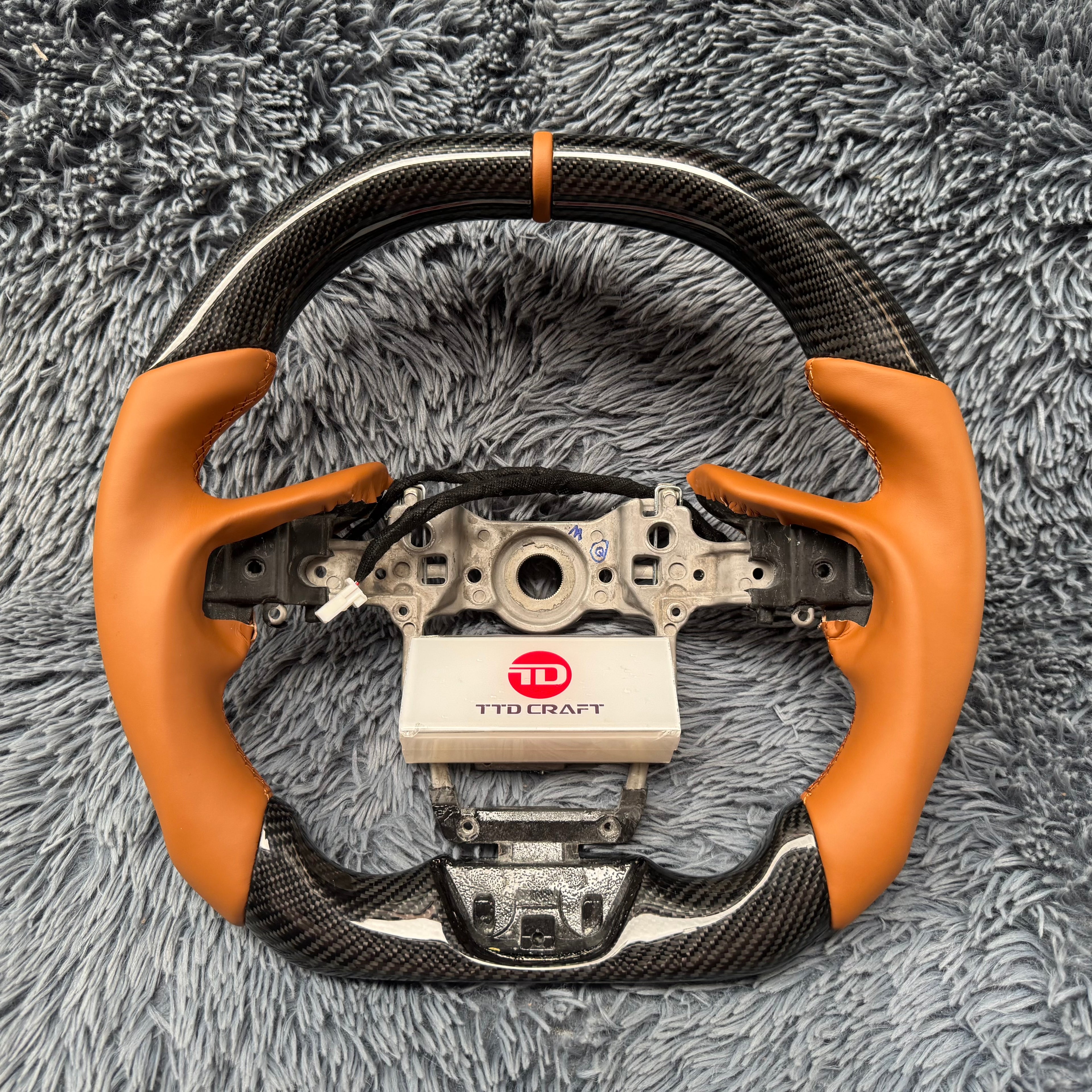 For Lexus 2017-2026 LC500 Custom Carbon Fiber Steering Wheel