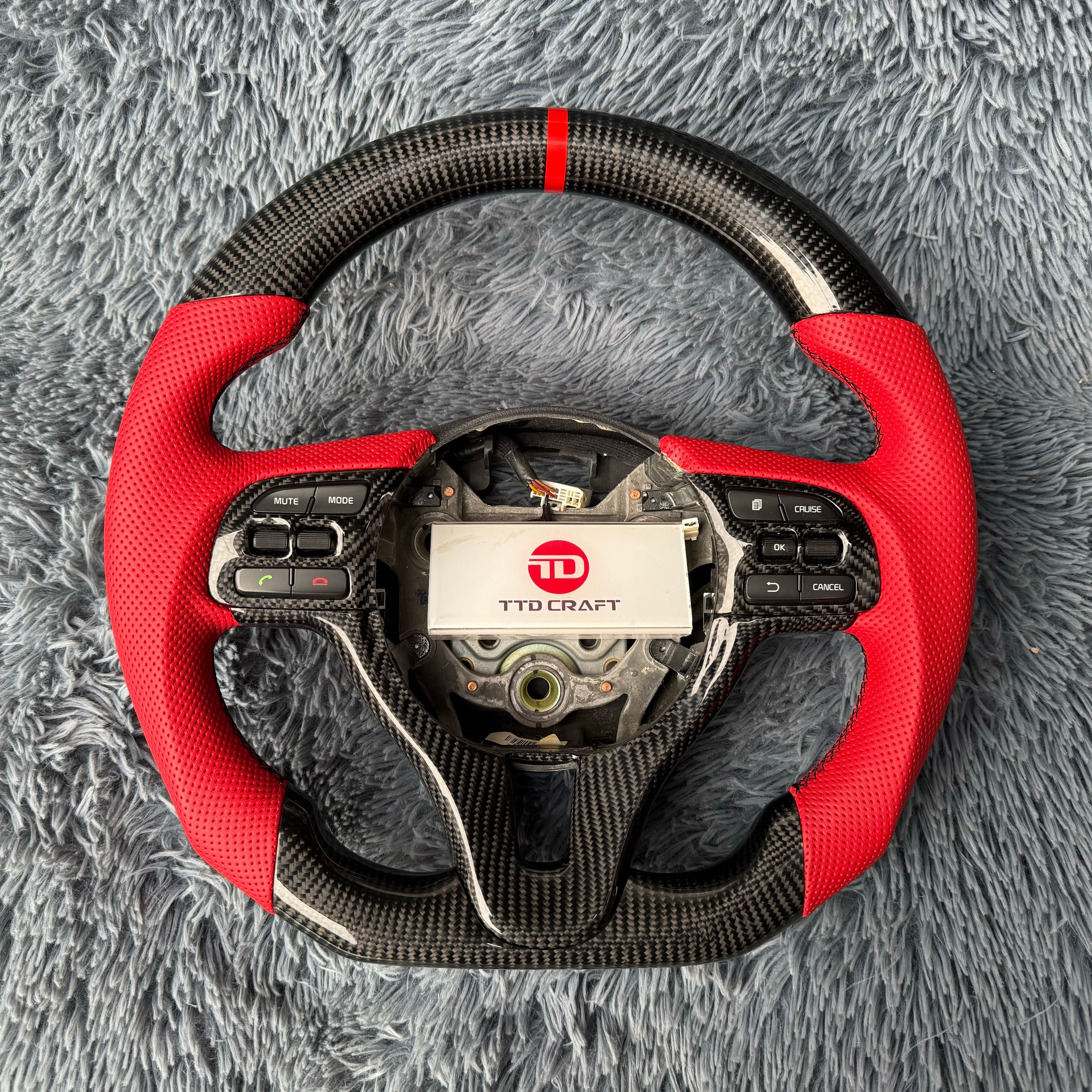For Hyundai Kia 2016-2020 Optima Carbon Fiber Steering Wheel