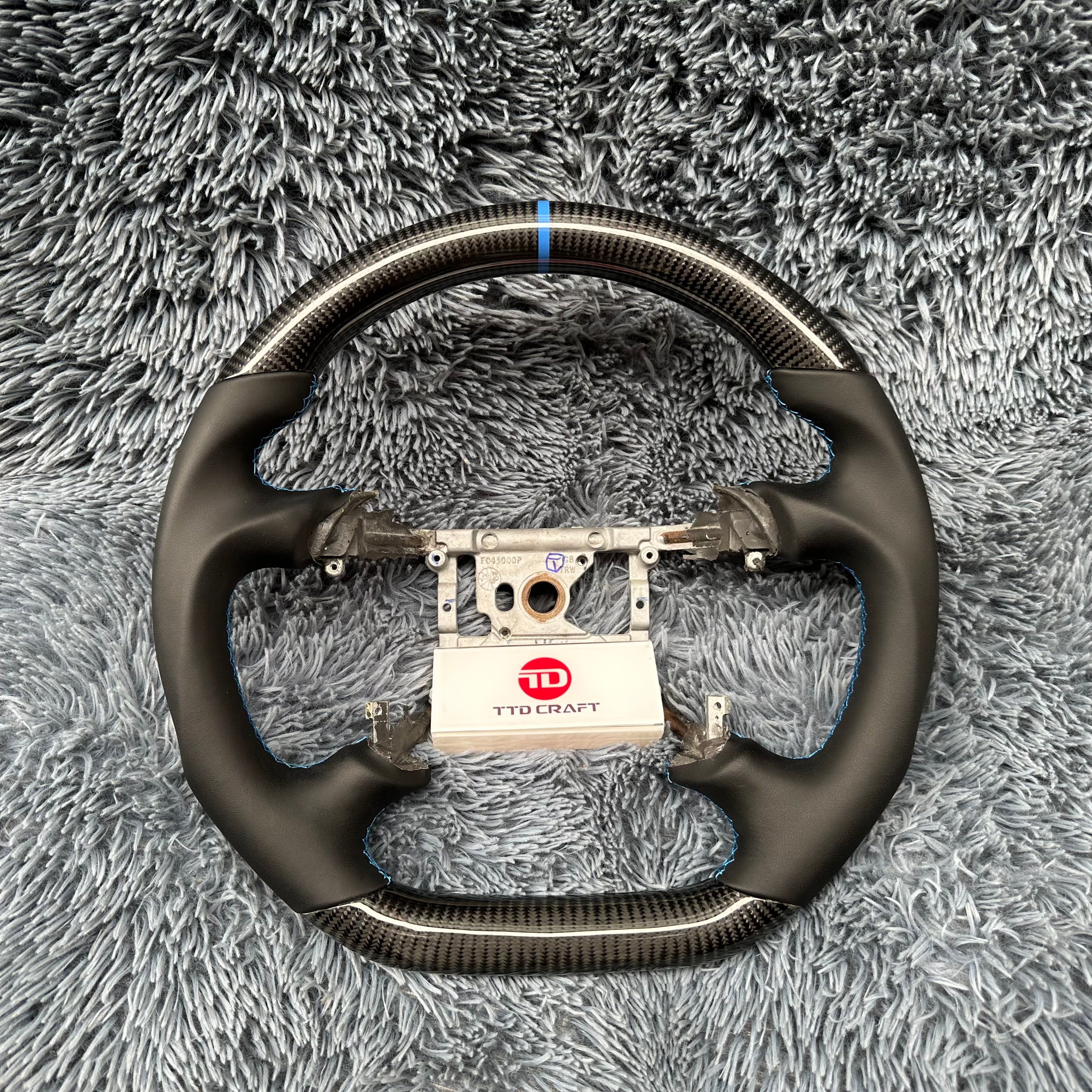 For Ford Mustang 1994-2004 Custom Carbon Fiber Steering Wheel