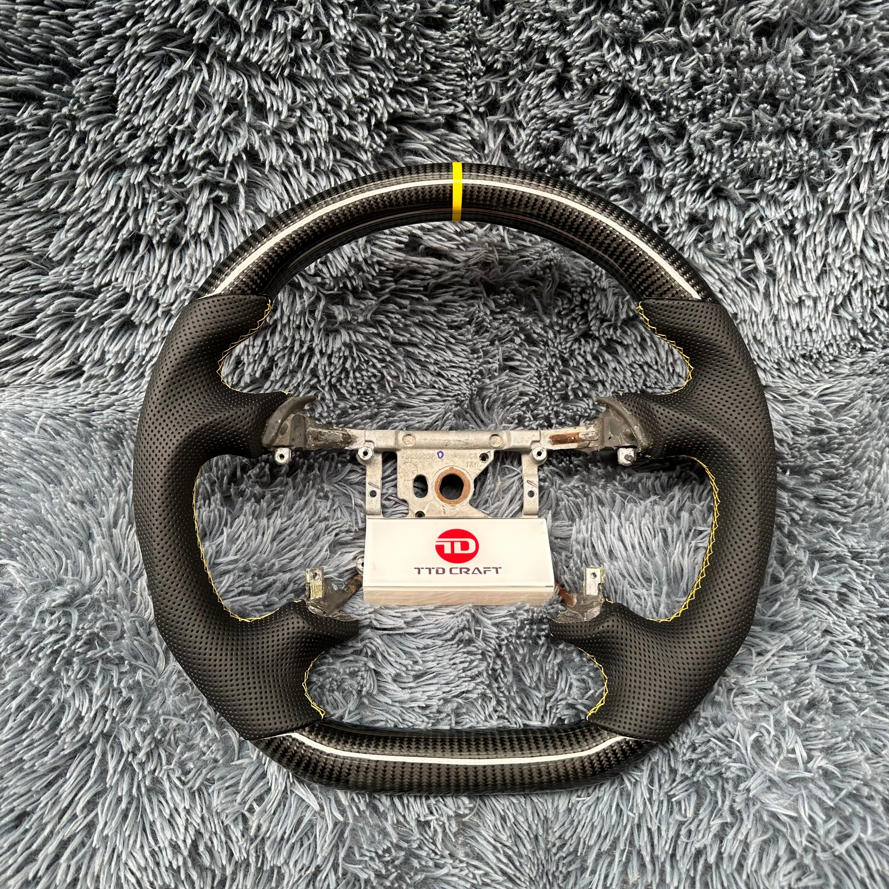 For Ford Mustang 1994-2004 Custom Carbon Fiber Steering Wheel