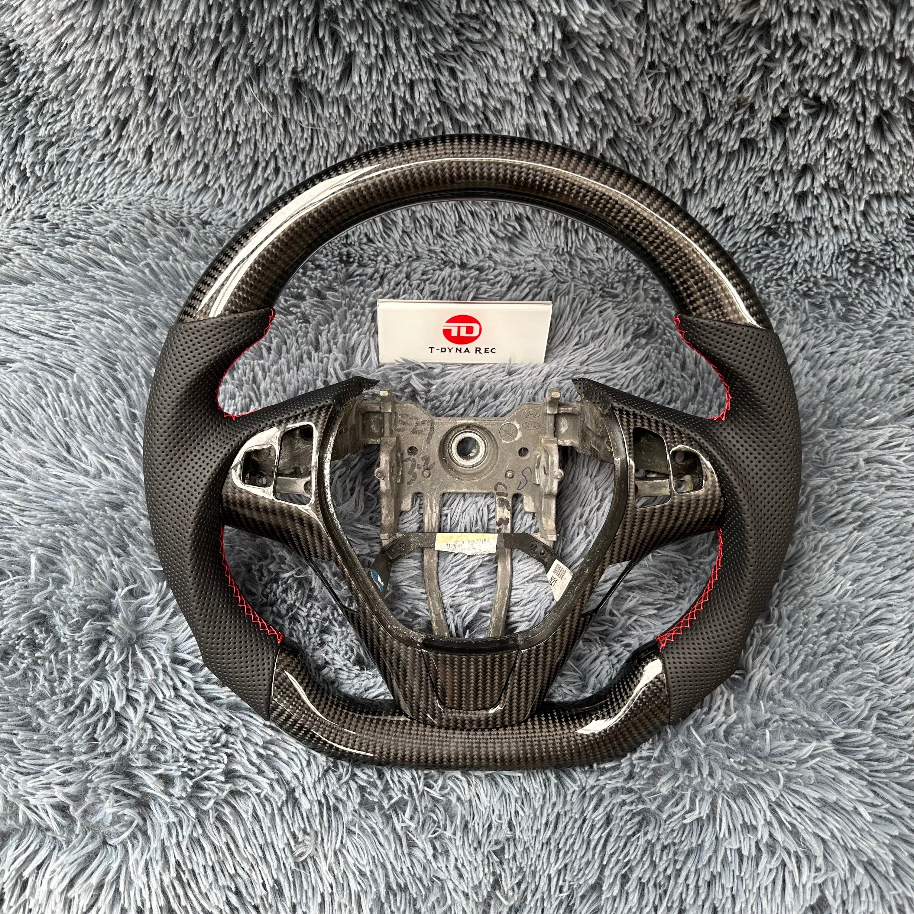 For Hyundai 2009-2016 Genesis Coupe Carbon Fiber Steering Wheel