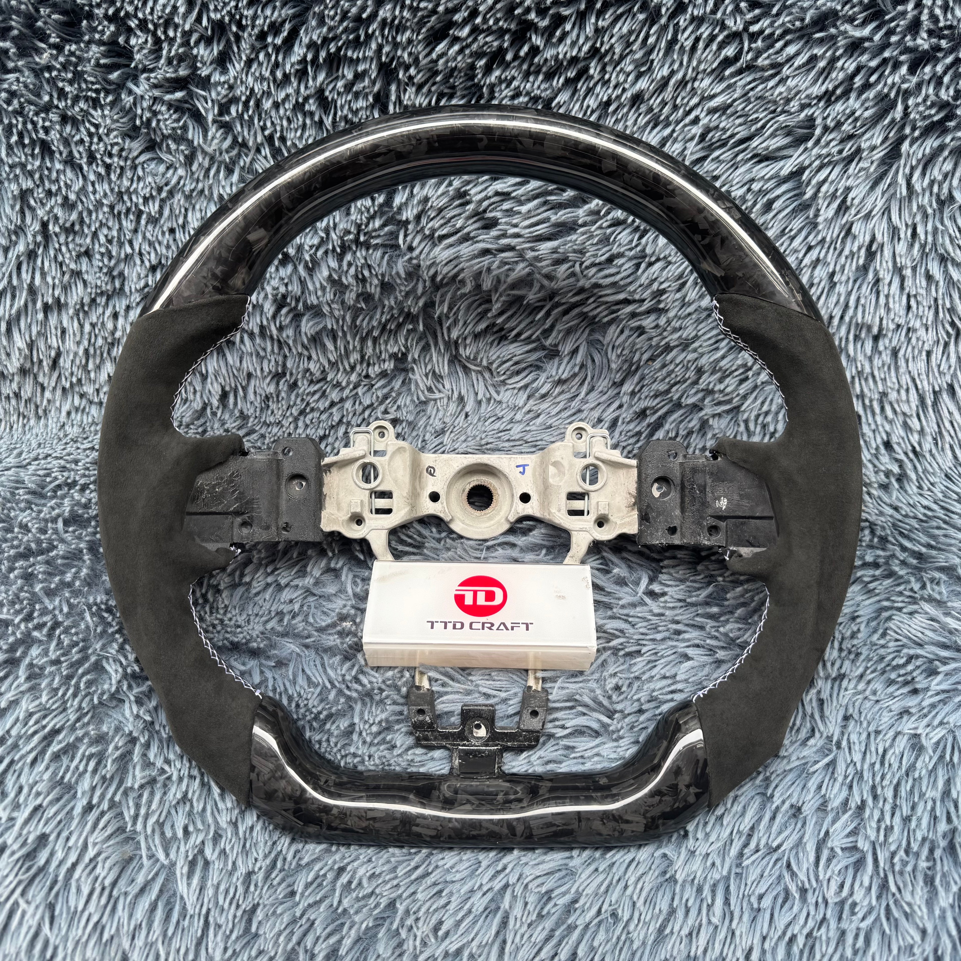 For Subaru 2015-2021 WRX / STI Forged Carbon Fiber Steering wheel