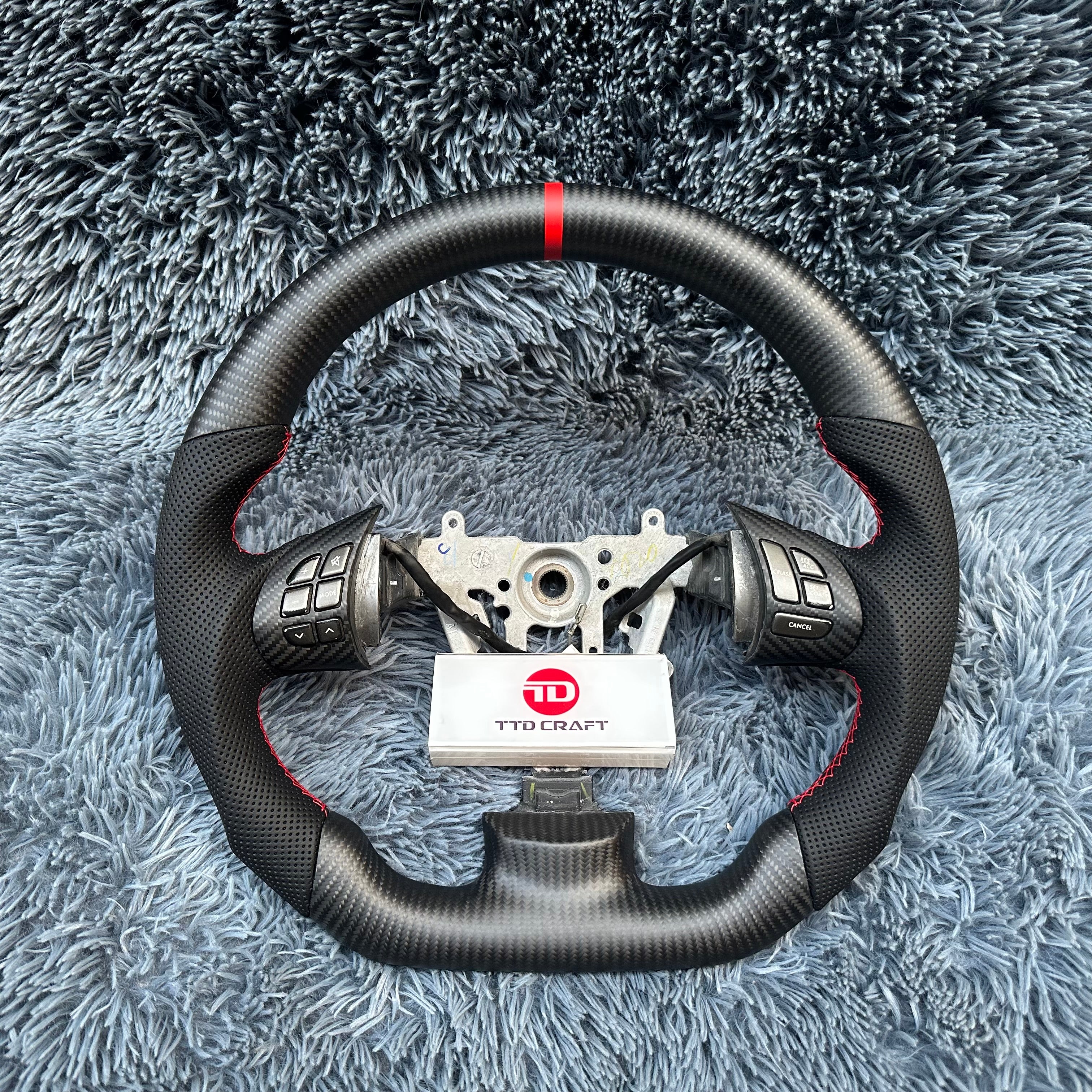 For Subaru 2008-2013 Forester / Legacy /WRX STI/ Impreza Custom Carbon Fiber Steering wheel