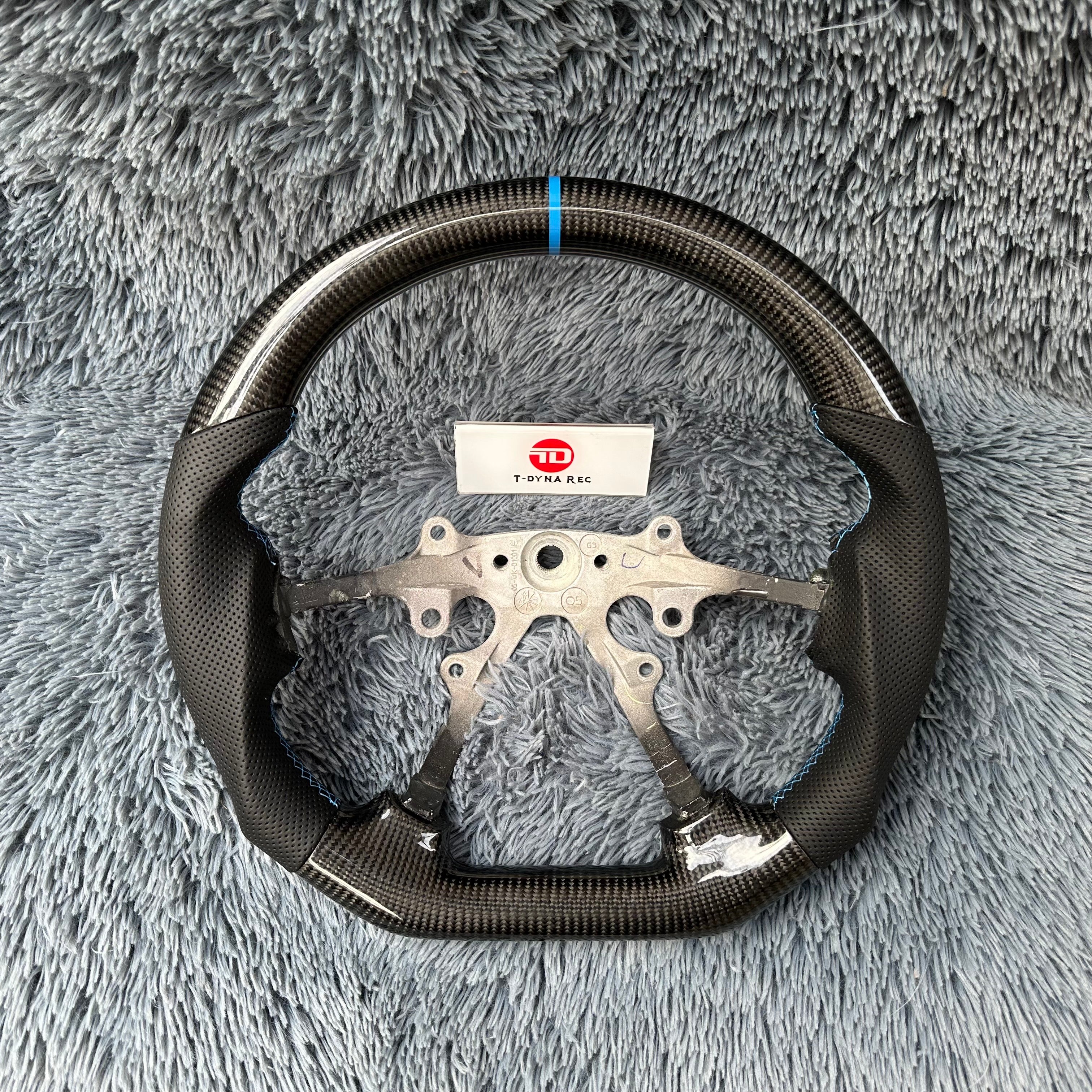 For Jeep 2005-2010 Grand Cherokee Carbon Fiber Steering Wheel