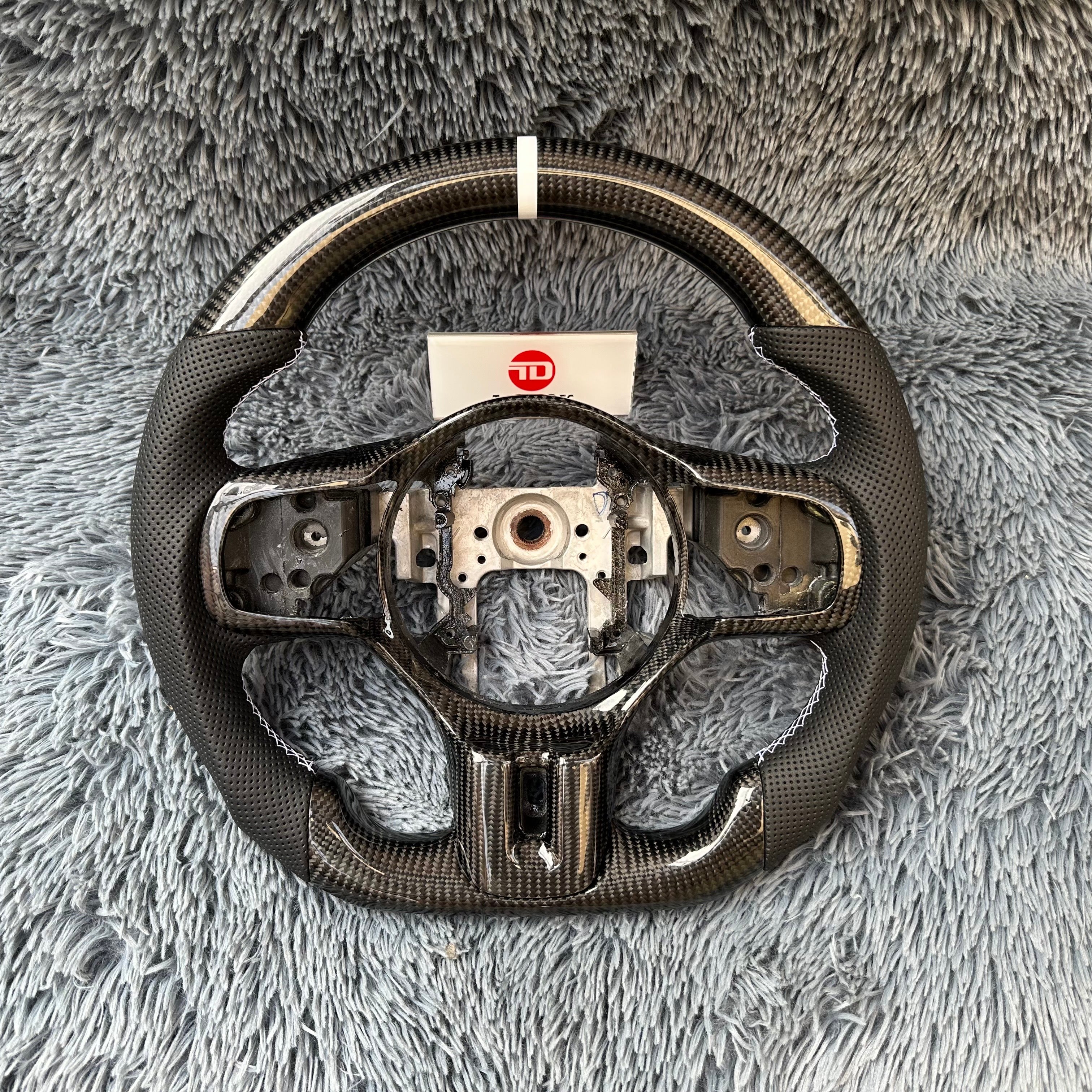 For 2007-2016 Mitsubishi Lancer Evolution X Carbon Fiber Steering Wheel