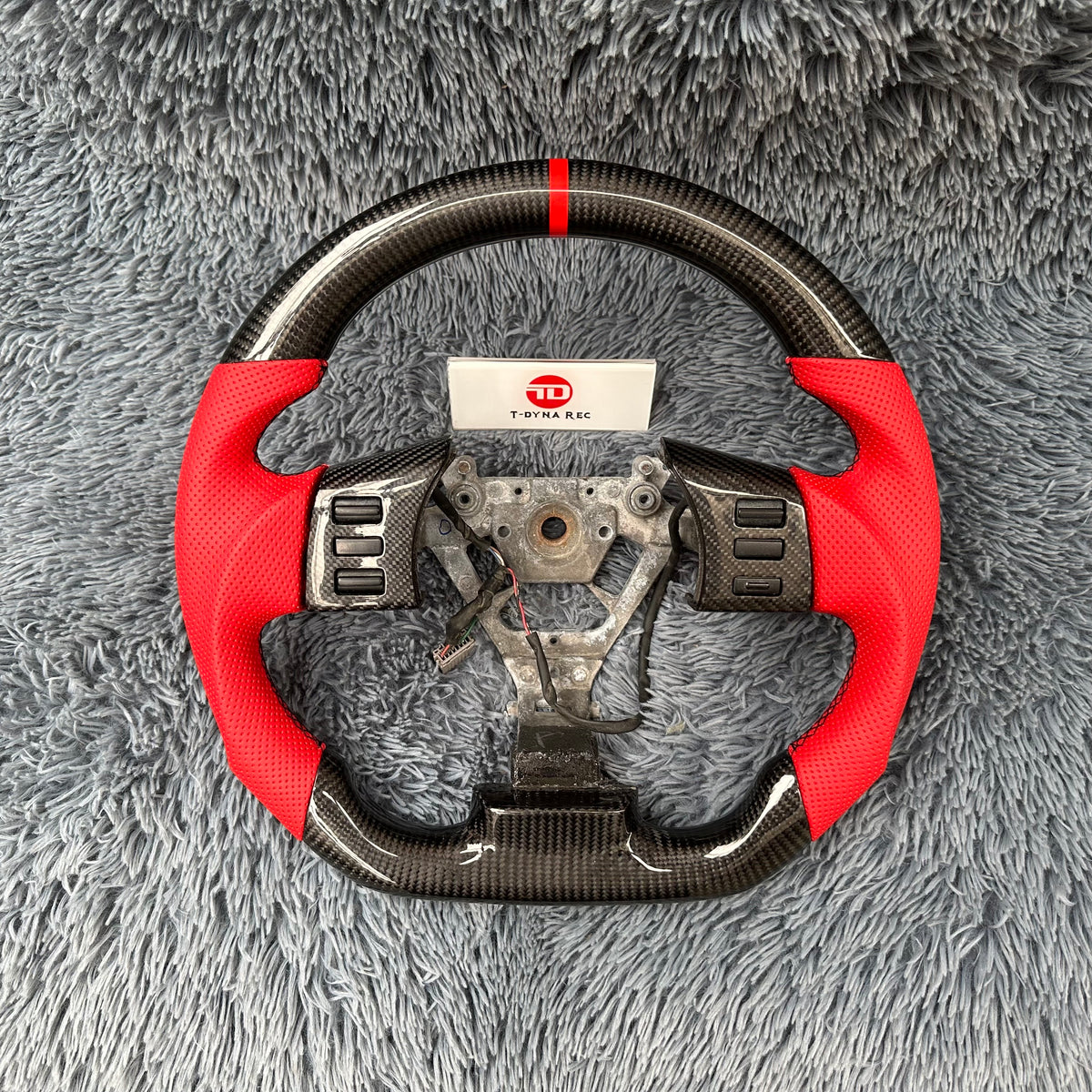 2003-2009 Nissan 350Z Z33 Carbon Fiber Steering Wheel