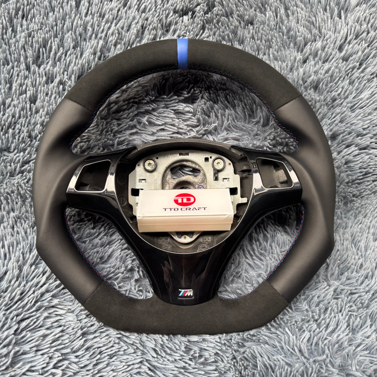 Custom Leather Steering Wheel For BMW 2005+ E82 E84 E87 E88 E90 E92 E93