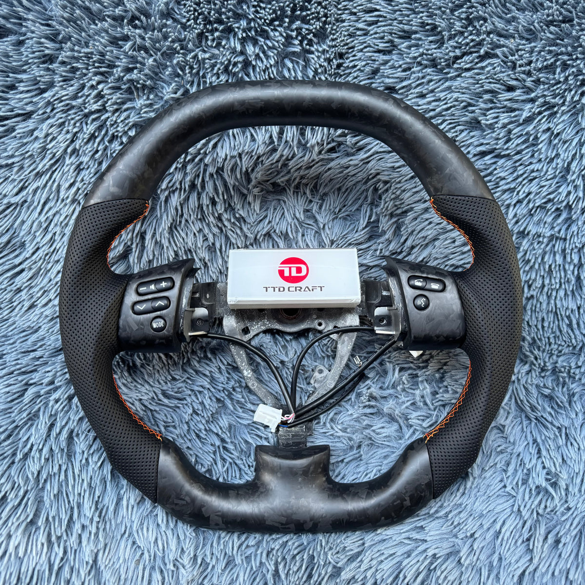 2006-2017 Toyota FJ Cruiser Forged Carbon Fiber Steering Wheel