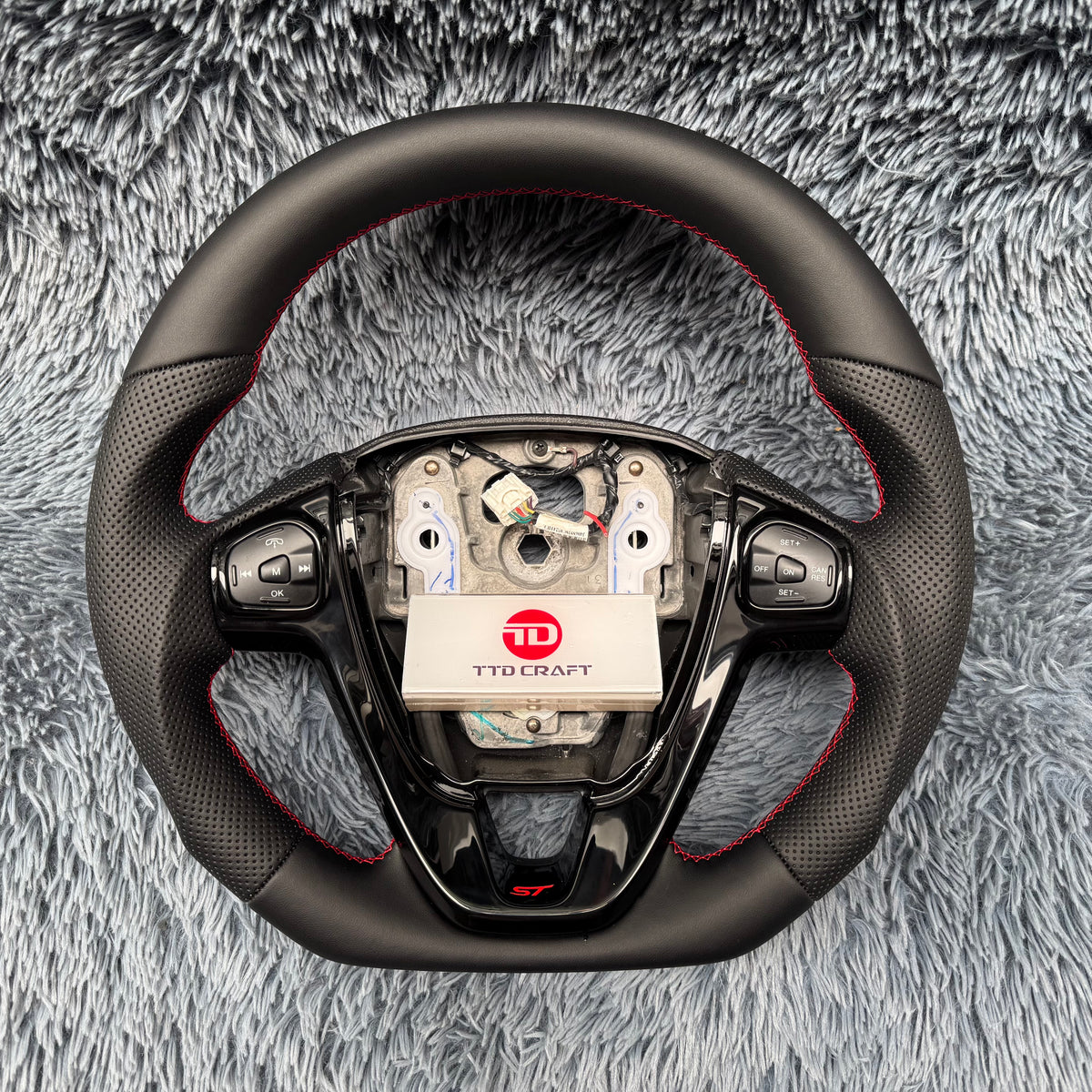 Custom Leather Steering Wheel For Ford USA Version 2014-2019 Fiesta