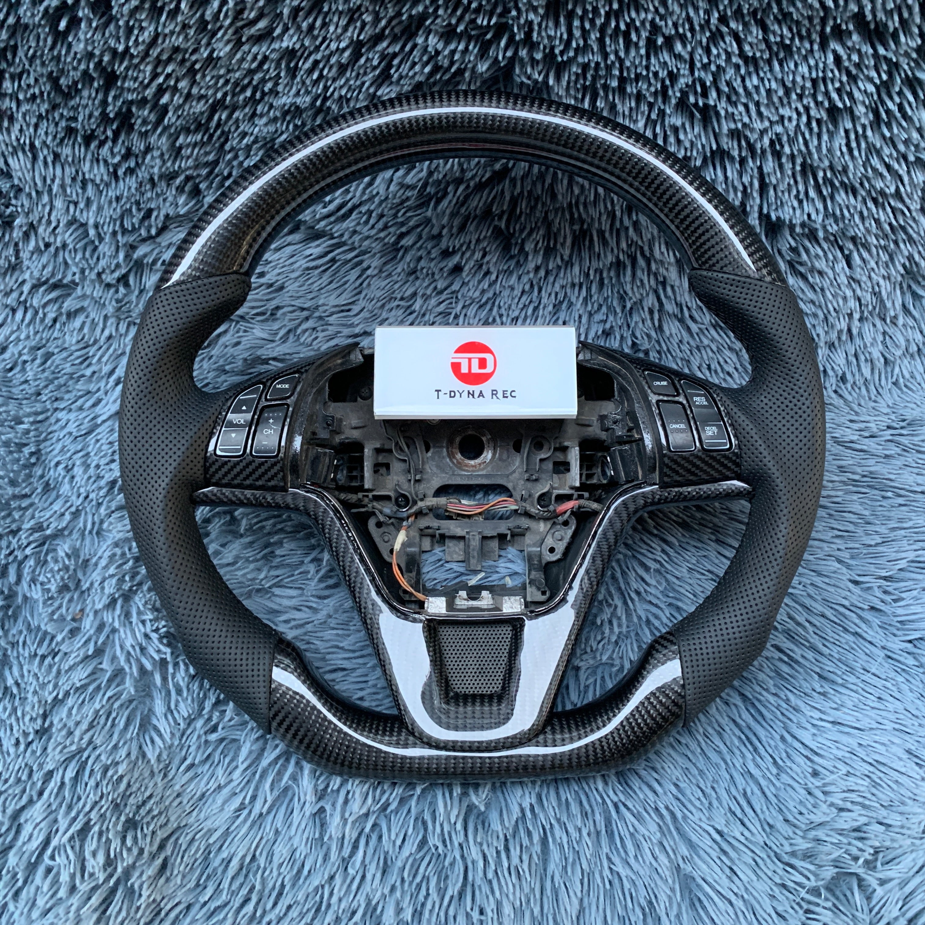 Carbon Fiber Steering Wheel For Honda 3th gen CRV 2007-2011